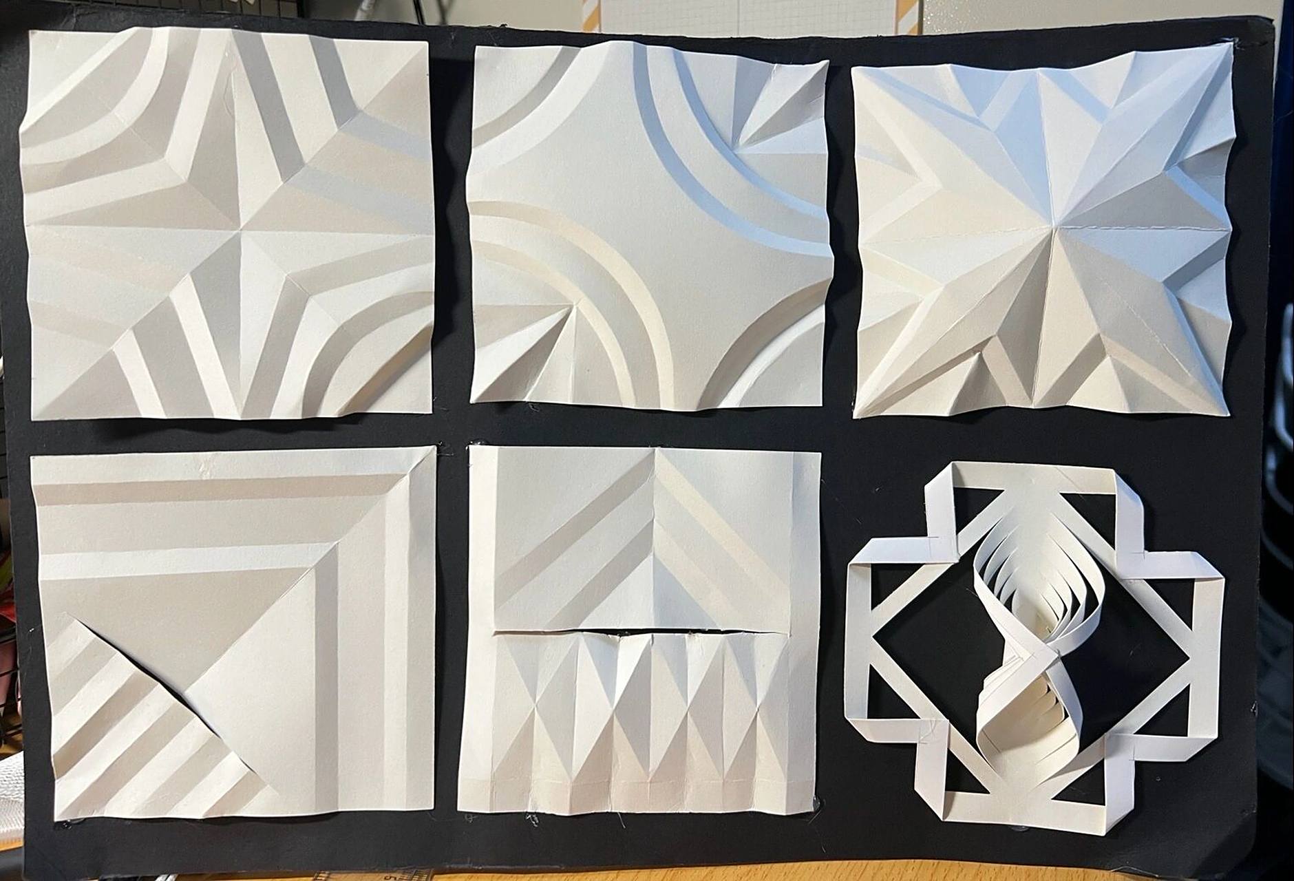 立体构成——半立体 10cm白色正方形卡纸折的.