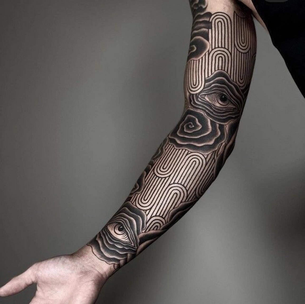 图案分享|新式混搭 图腾花臂 很耐看的花臂～ 考虑做黑臂,做遮盖的,也