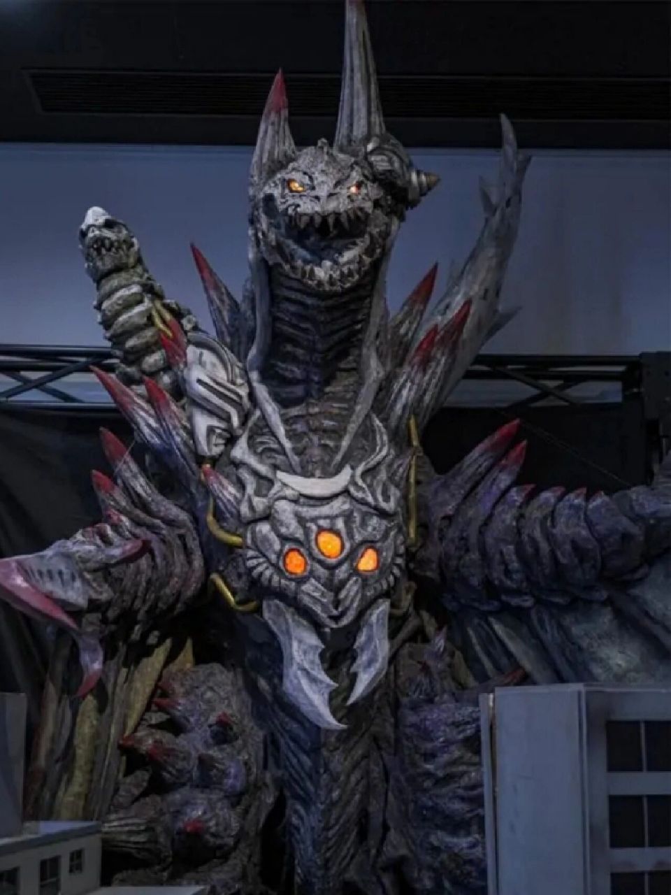 歼灭机甲兽 德斯特鲁多斯