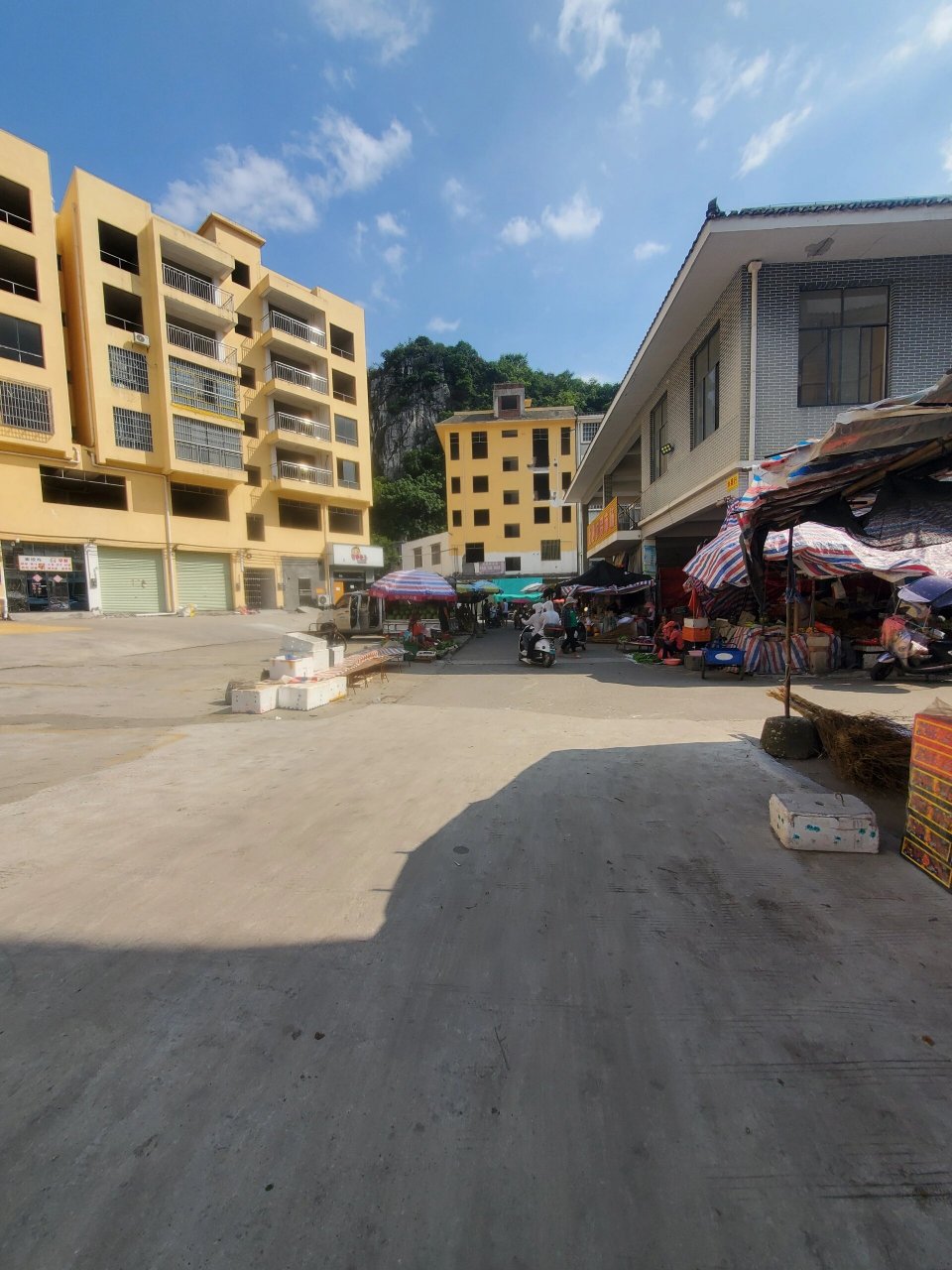 合山市北泗镇炸馍(名馍)小吃 2323.07.