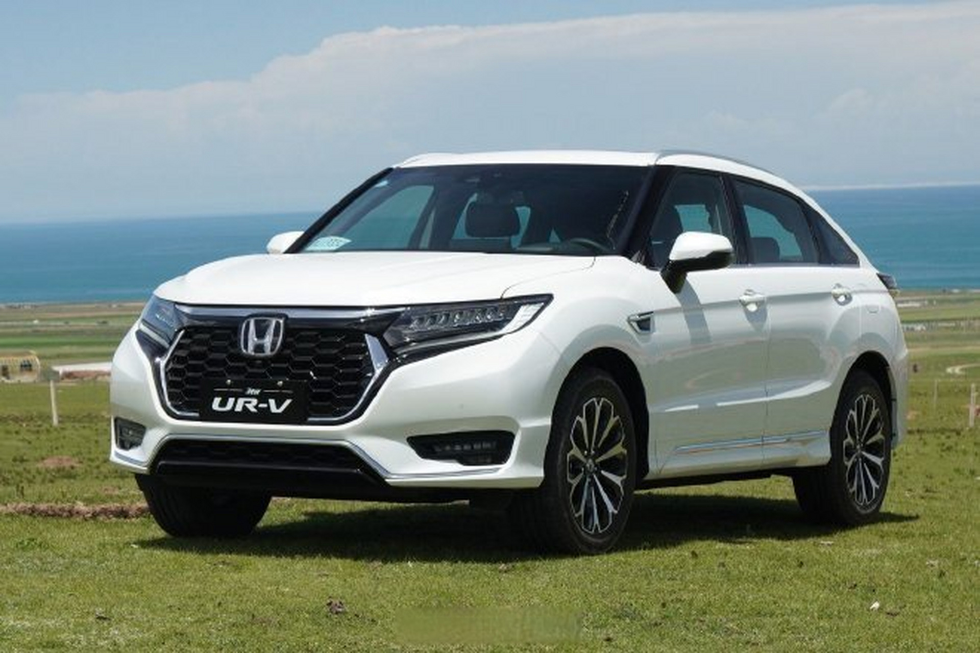 东风本田全新ur-v正式上市,指导价为24.68-32.98万元.