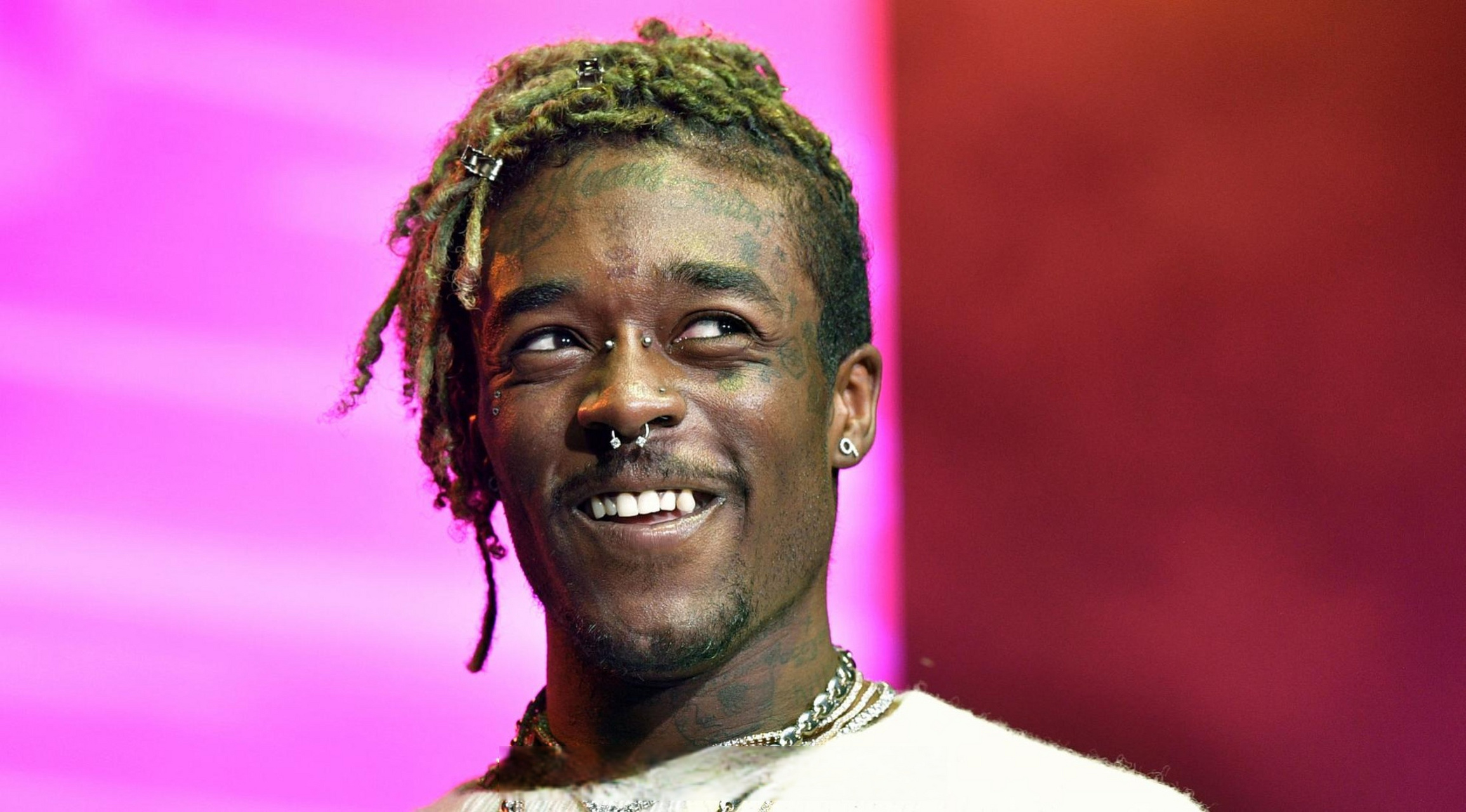 6月30日,阔别三年的说唱歌手lil uzi vert携新专辑《pink tape》重返