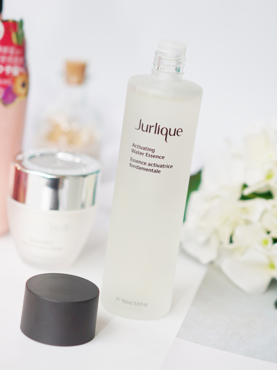 一直都好稀饭茱莉蔻家的玫瑰系列产品,最近我又入了赋活精华水,又叫