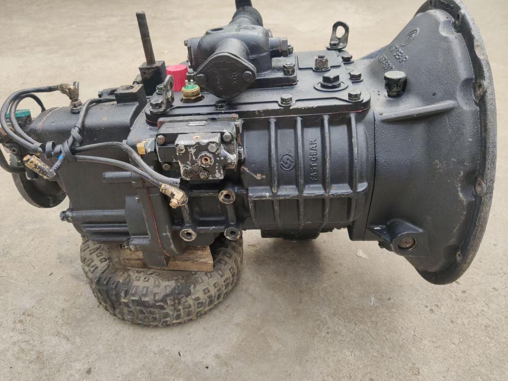 法士特小十档10js90a带取力器