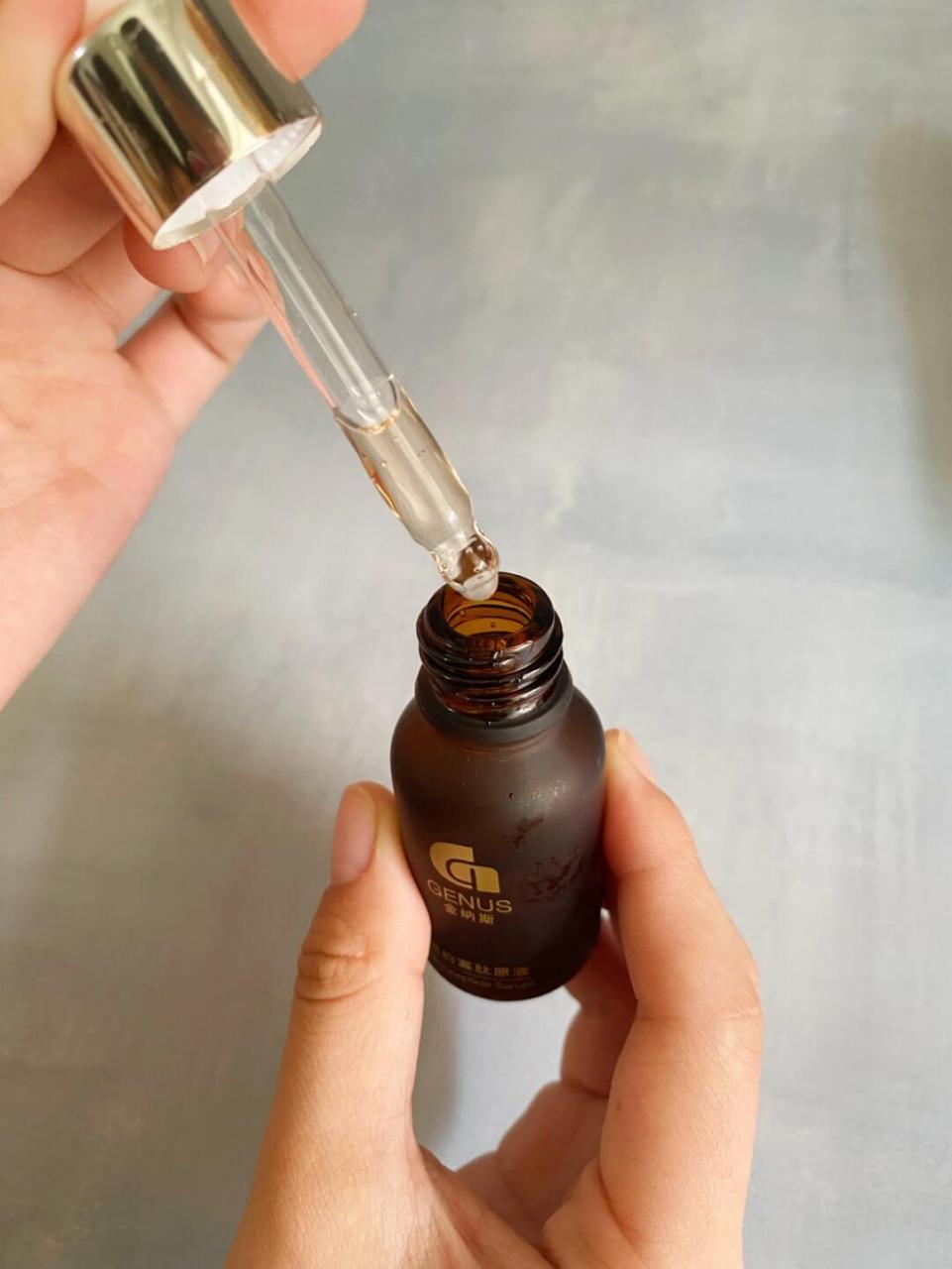 认识金纳斯算是一种缘分,之前上班的地方有金纳斯抗 衰系列产品,效果