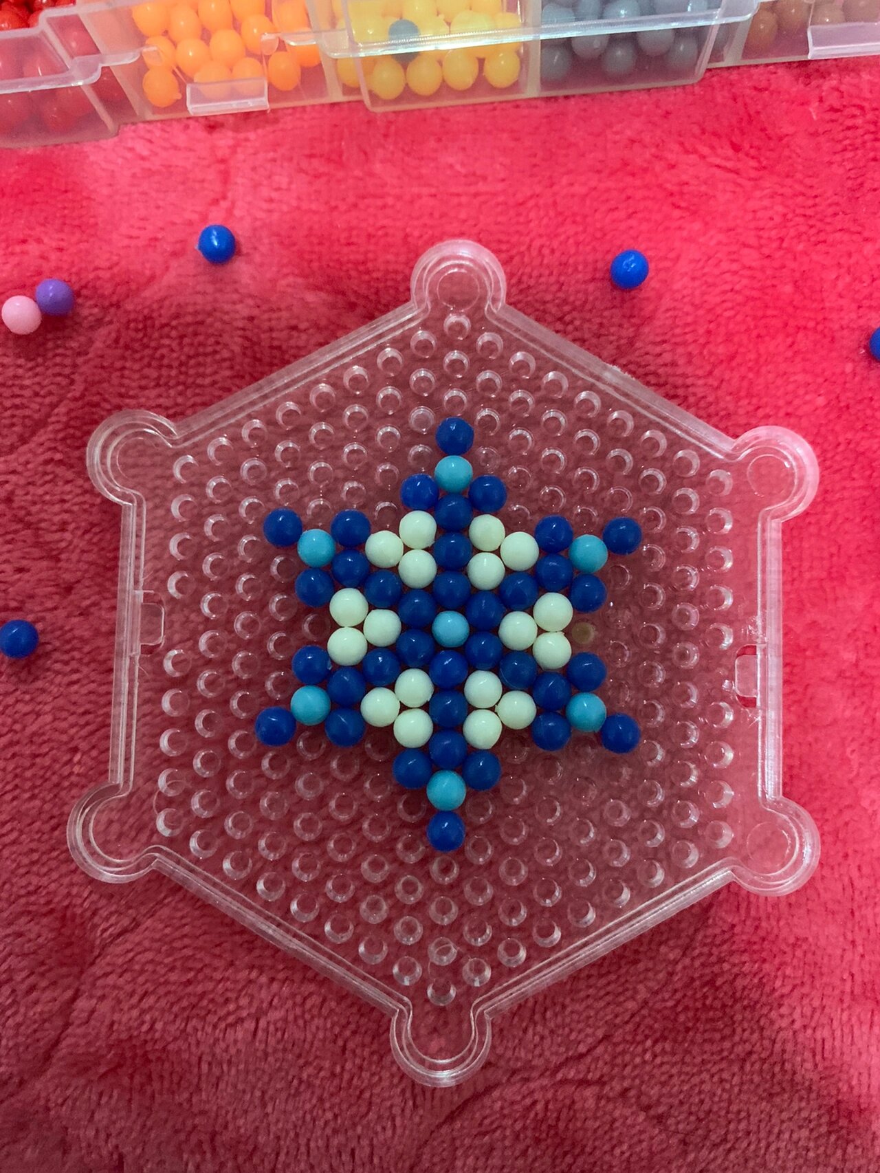 拼豆豆雪花的制作