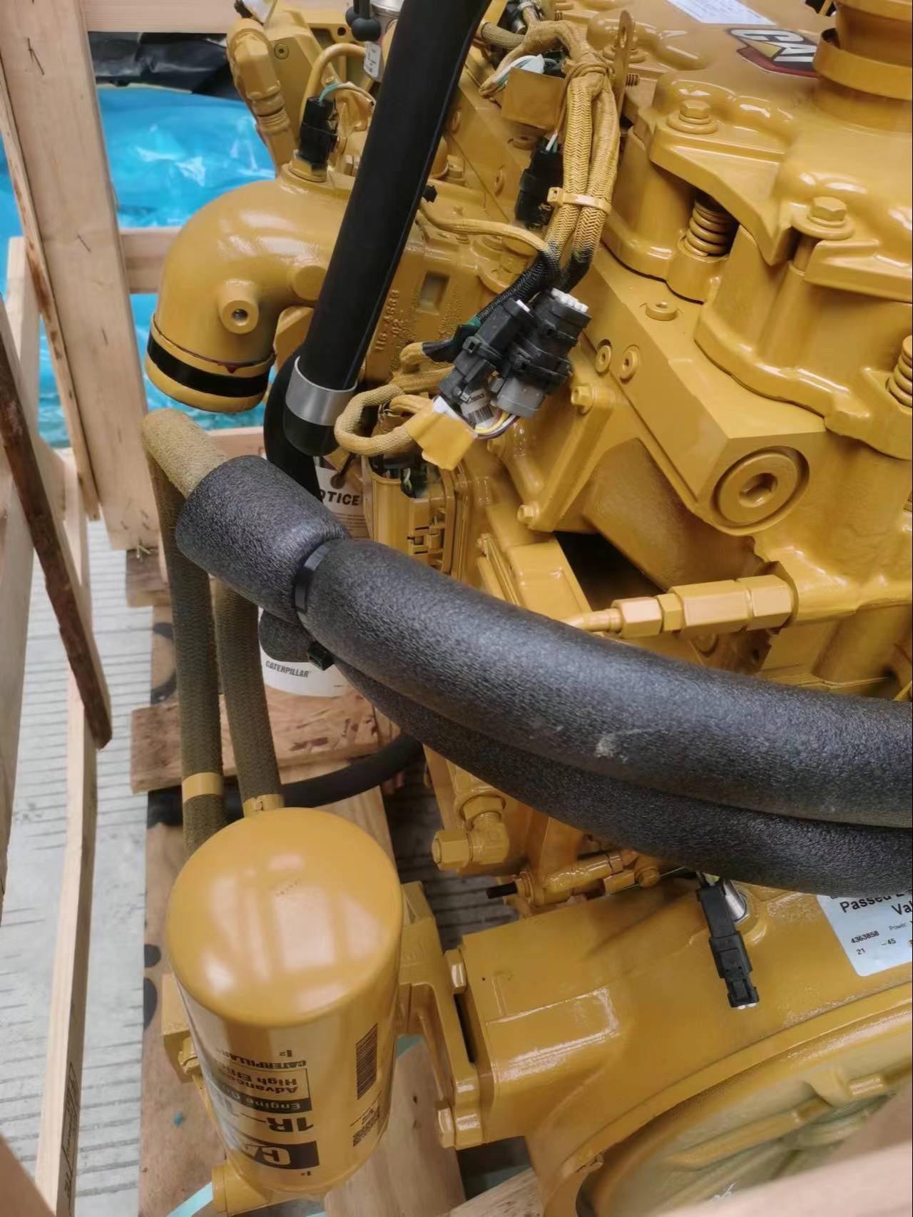 全新卡特c7发动机