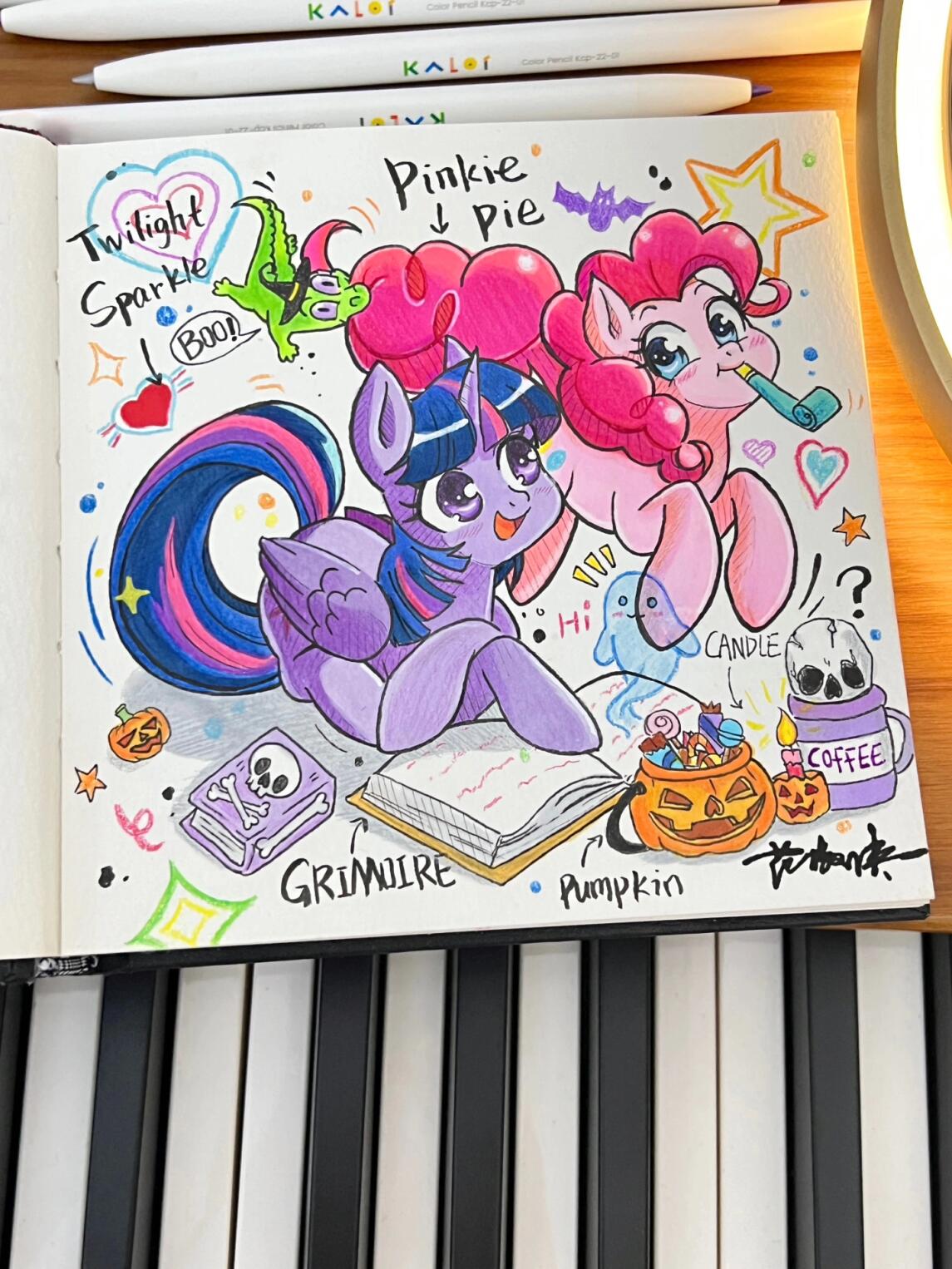 线稿:绮采自动彩铅,针管笔 上色:kalor绮采彩铅 #画画的日常# #小马宝