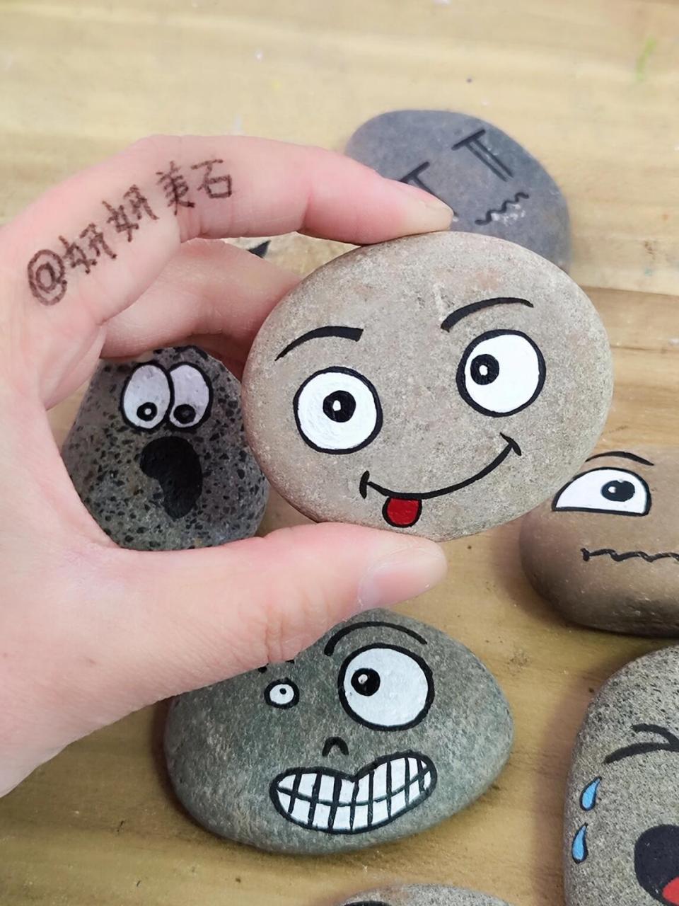 石头画# #表情# #简单画画
