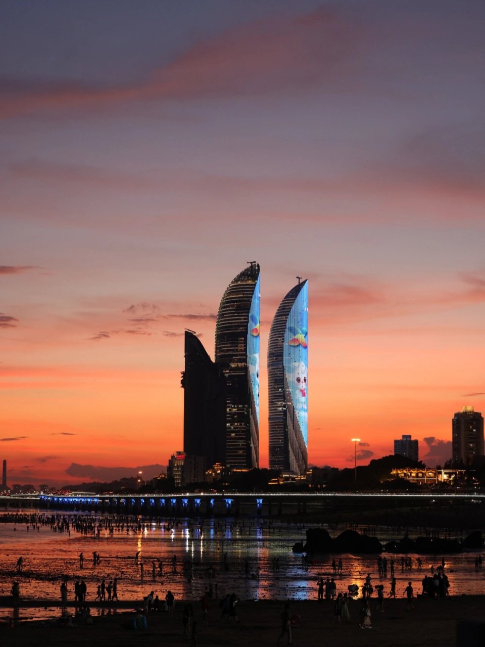 落日的厦大海滩