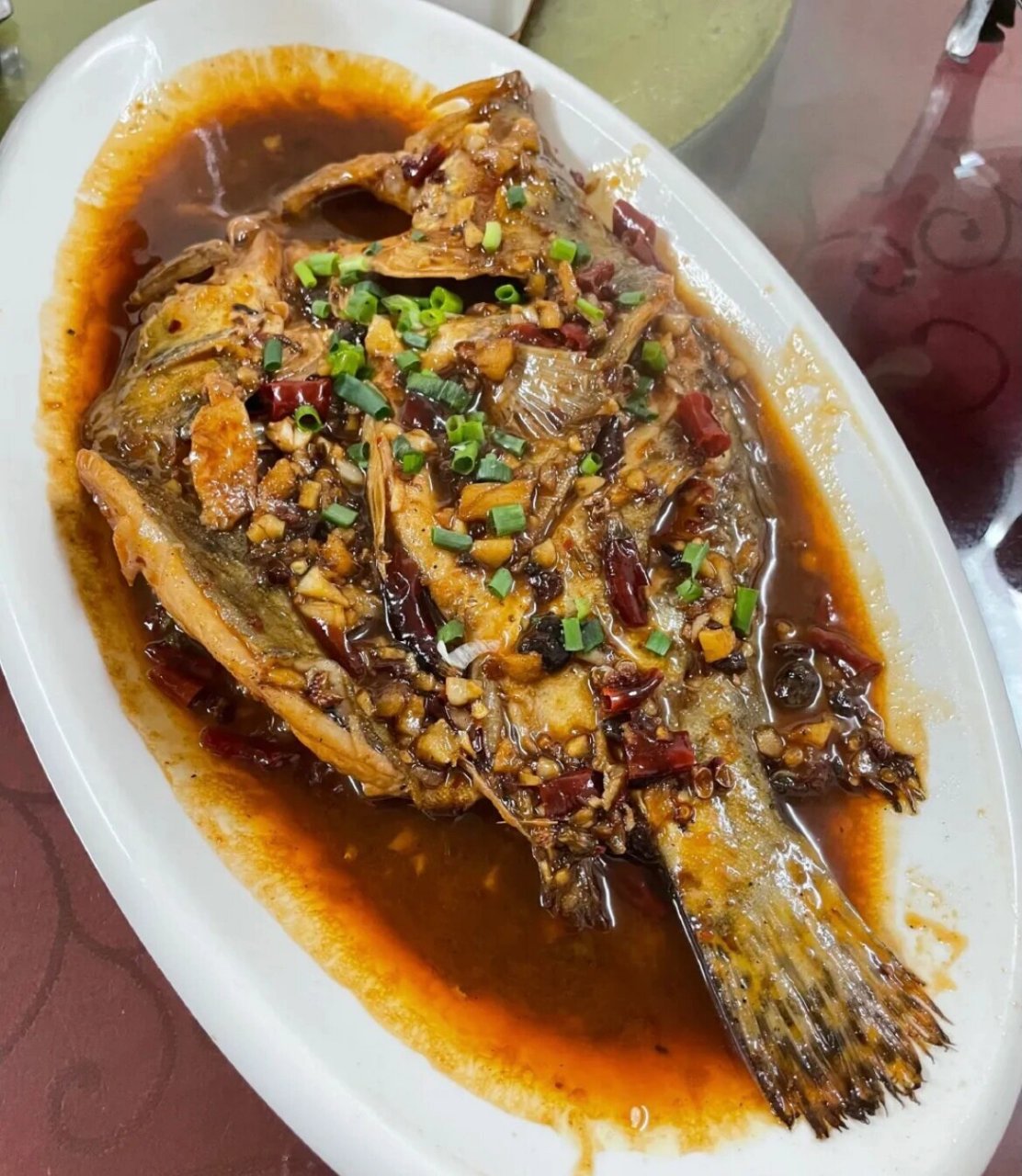 湖北菜的特点 味大 干锅牛骨头 个人比较喜欢辣一点,可能大众口味比较