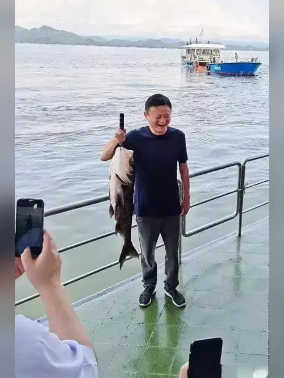 播放量:7万 点赞量:404[网页链接] #马化腾##马云##江多鱼