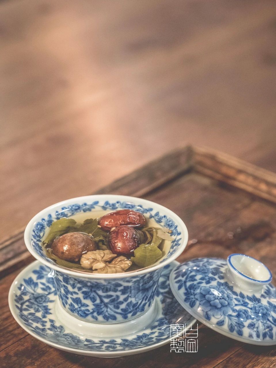 关于三炮台 说起来,兰州三炮台这个茶,属于古早喝茶习惯的遗存.