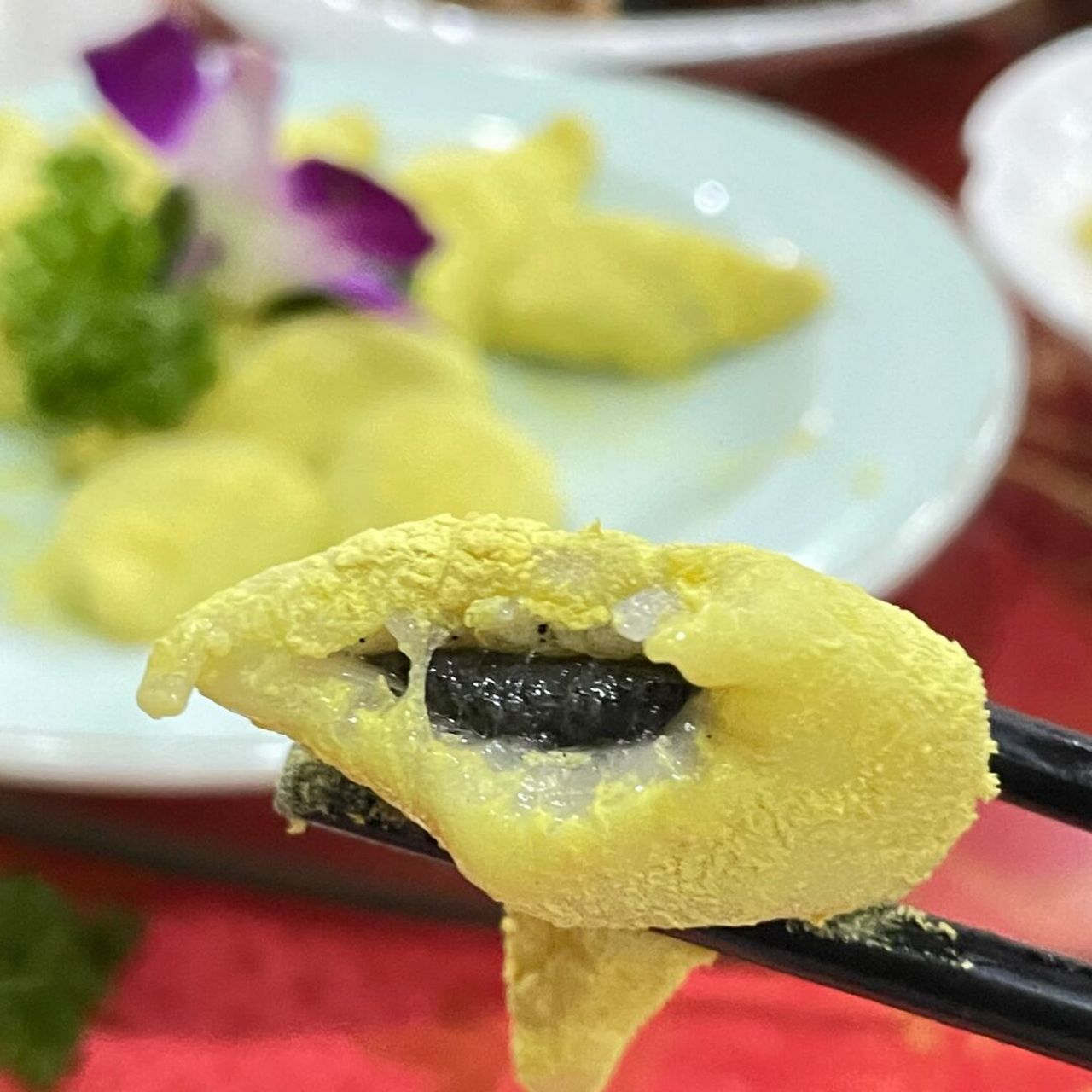 宁波慈溪特产78 外表跟老鼠糖球很像 但是实际上是汤圆一样的做法