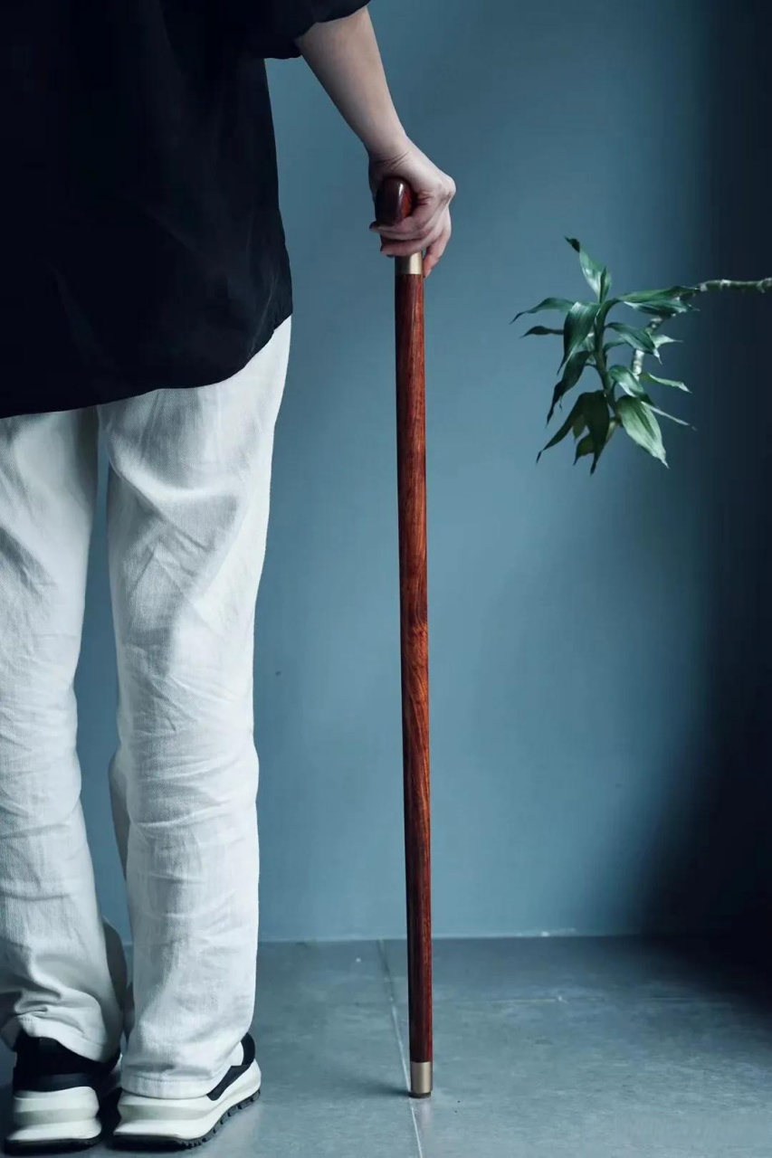 海南黄花梨【登山助行～文明杖】虎皮纹高油密,纹理清晰,性价比高