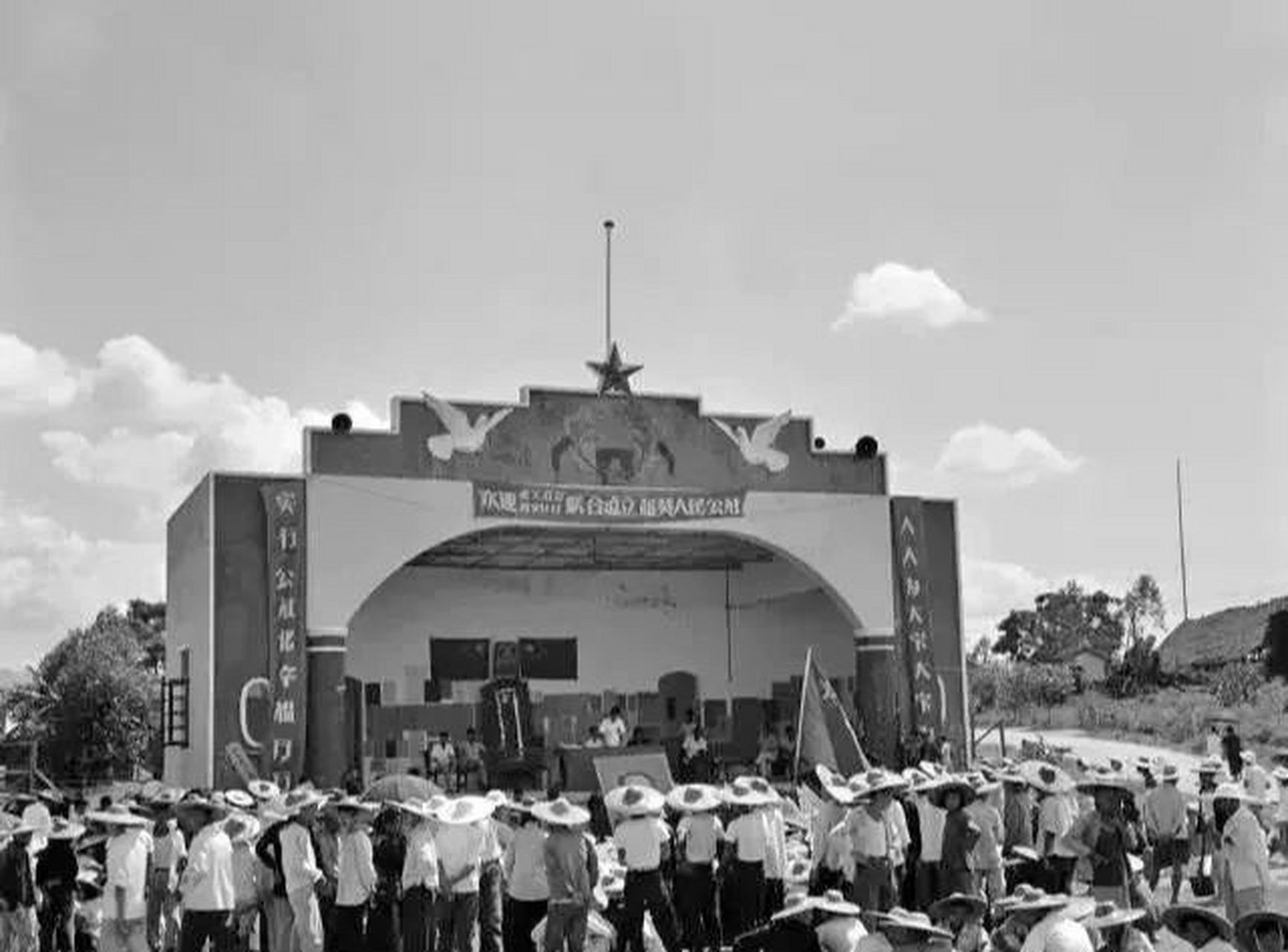 怀旧,9张老照片见证深圳特区高速发展 1980年8月26日,深圳经济特区