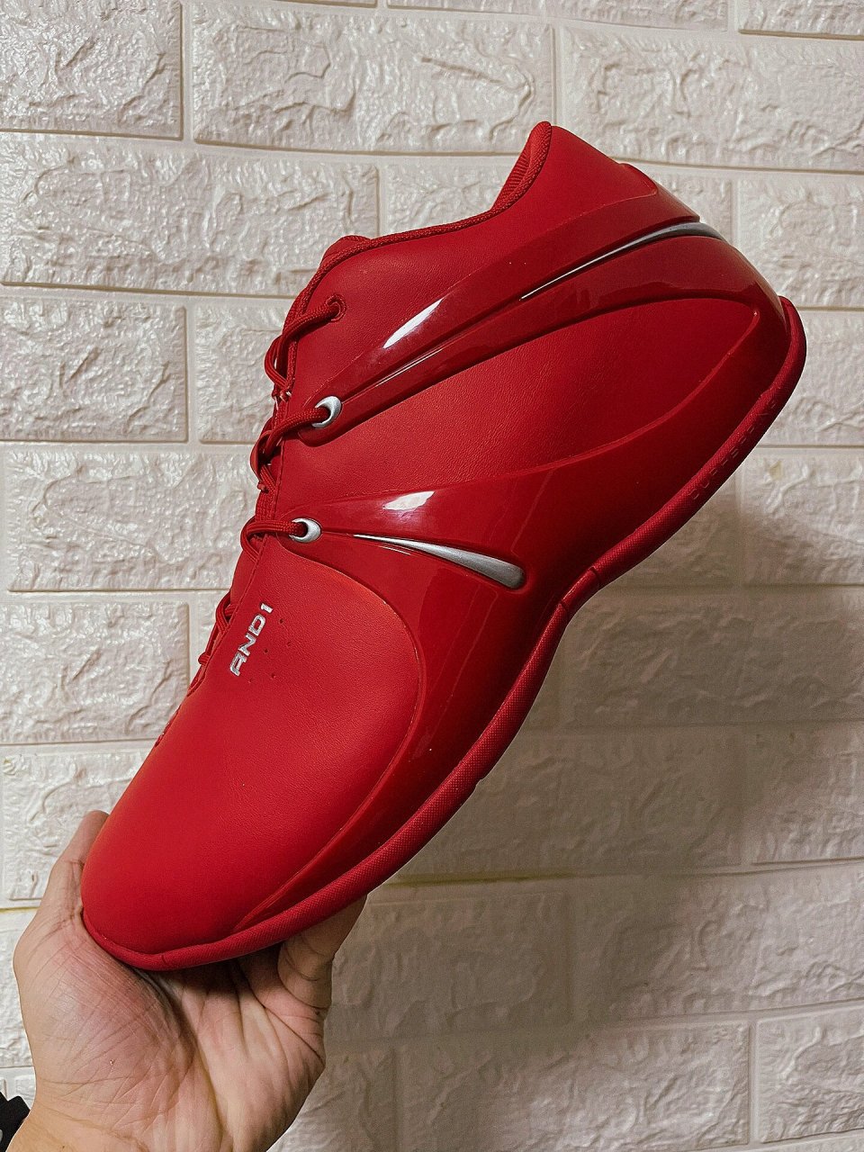 and1 rise mid 复刻sample 分享自己的球鞋 这次复刻满满的情怀 不再