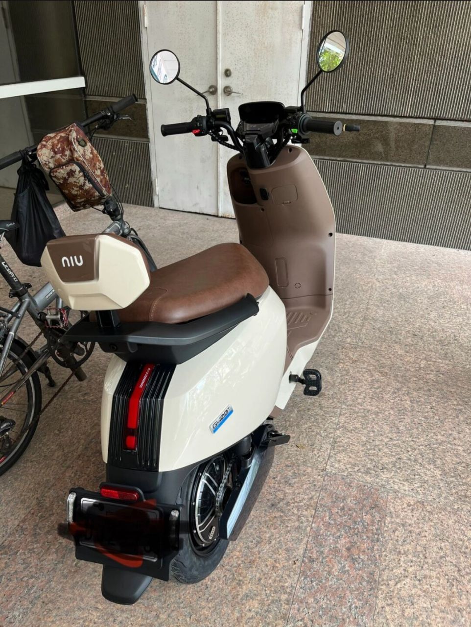 背刺大哥|被低估的小牛g400t电动车 这台车发布就被mqil盖住光芒,没