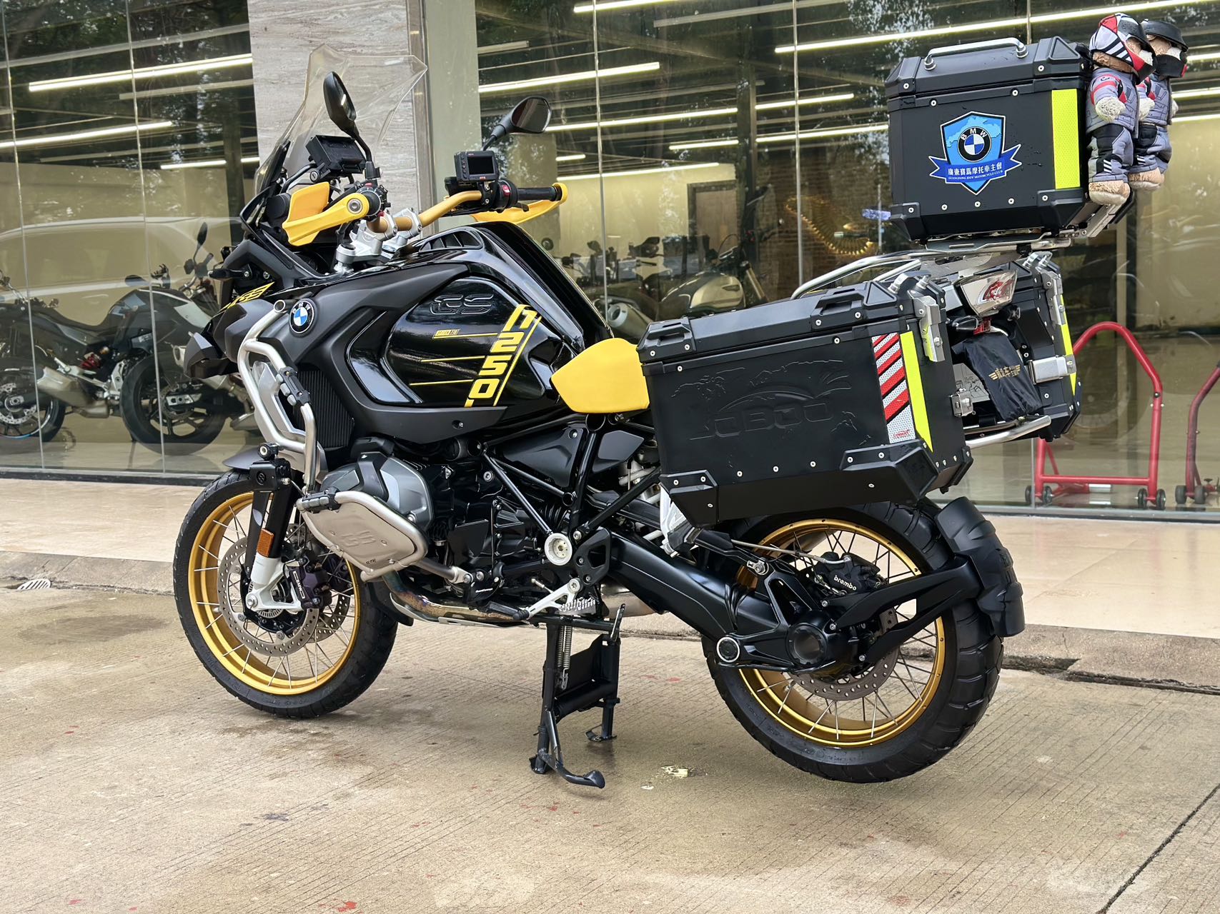 2022年大贸宝马r1250gs adv 40周年纪念版,二手户12900公里完美车况