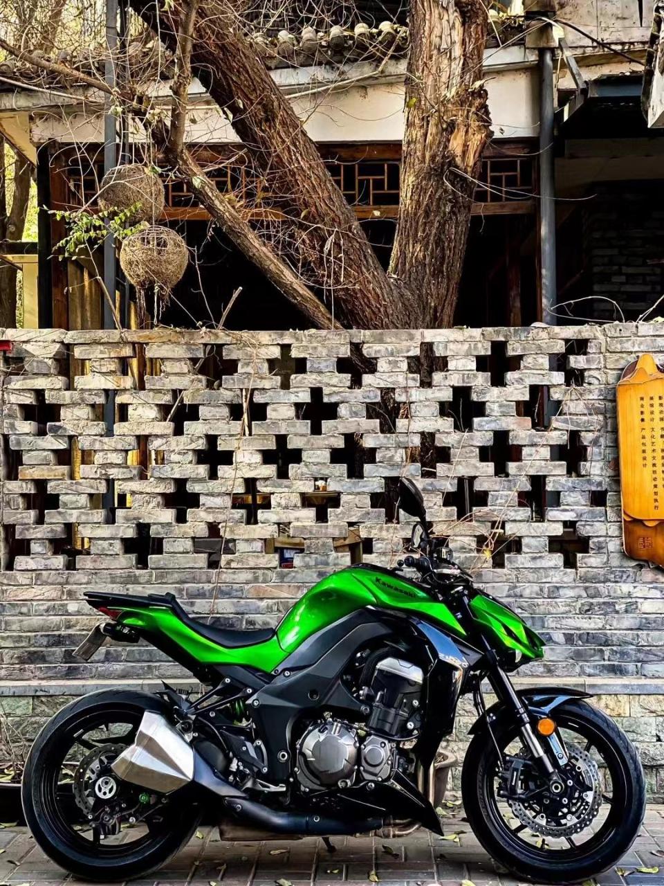 15年川崎大贸z1000,随时过户 四万多