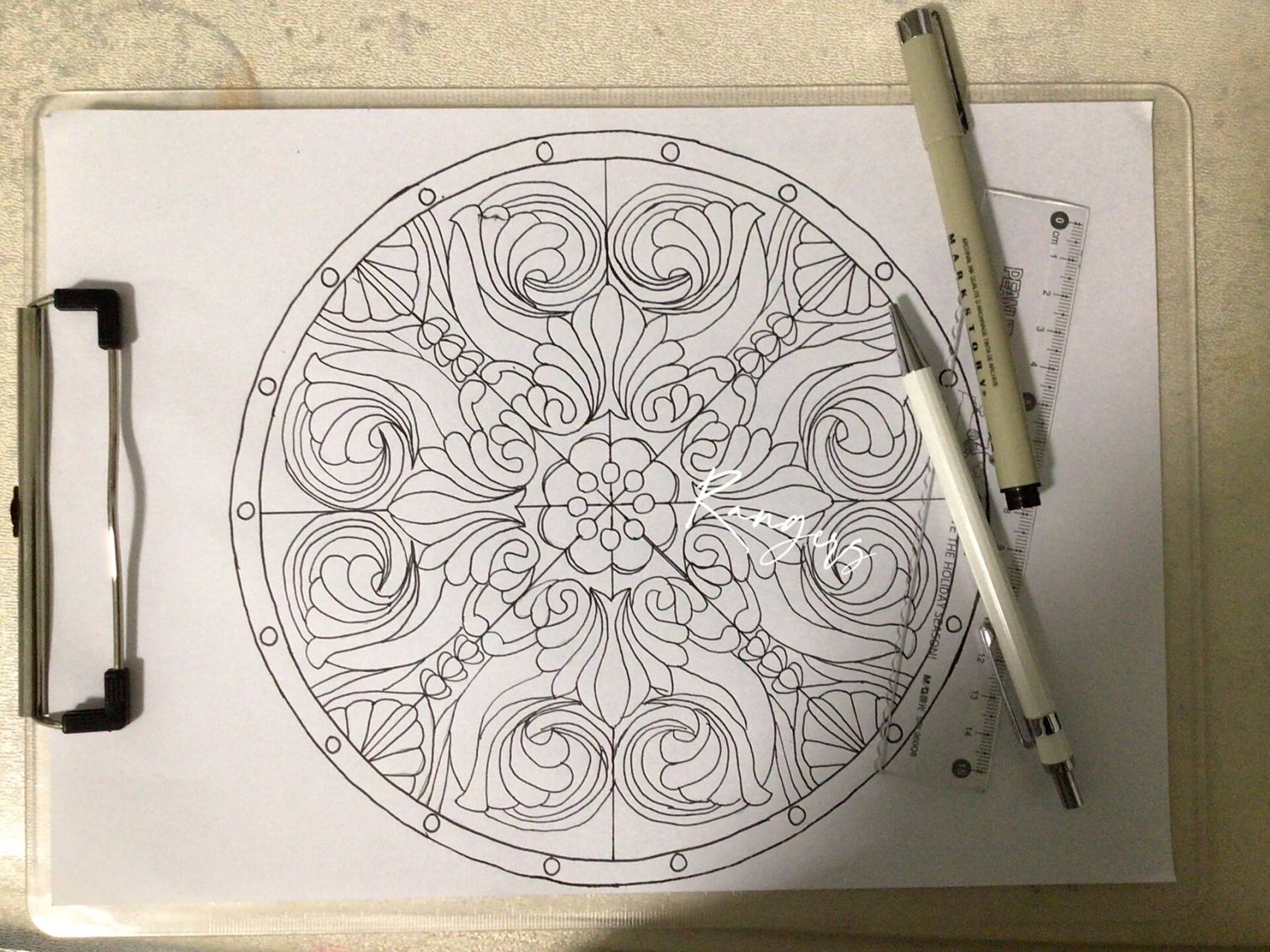 轴对称图形 画的不太好,原创我找不到了,有看到的帮忙艾特一下谢谢