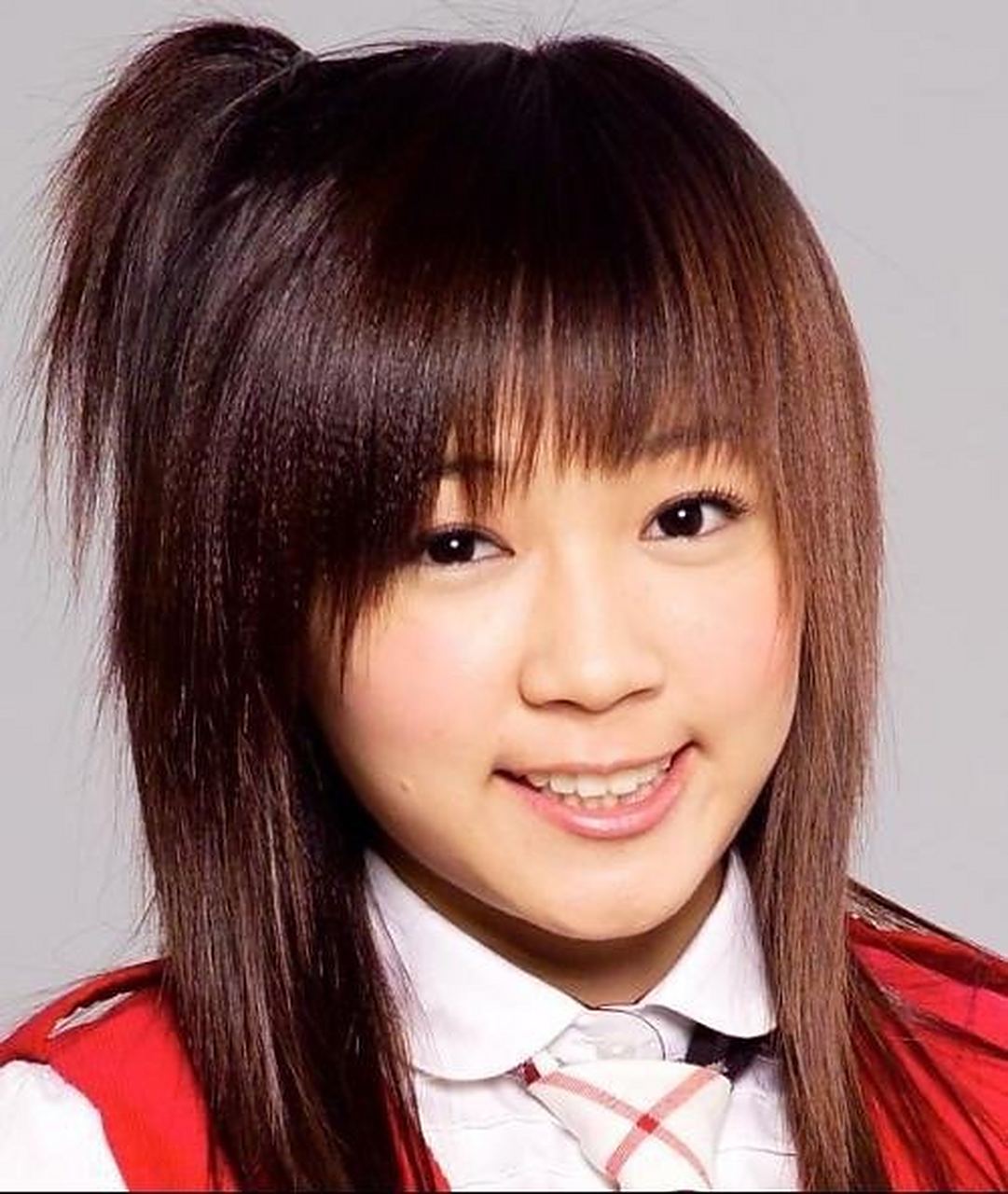 詹子晴居然是黑涩会的丫头,现在黑涩会发现最好的就是她了吧.