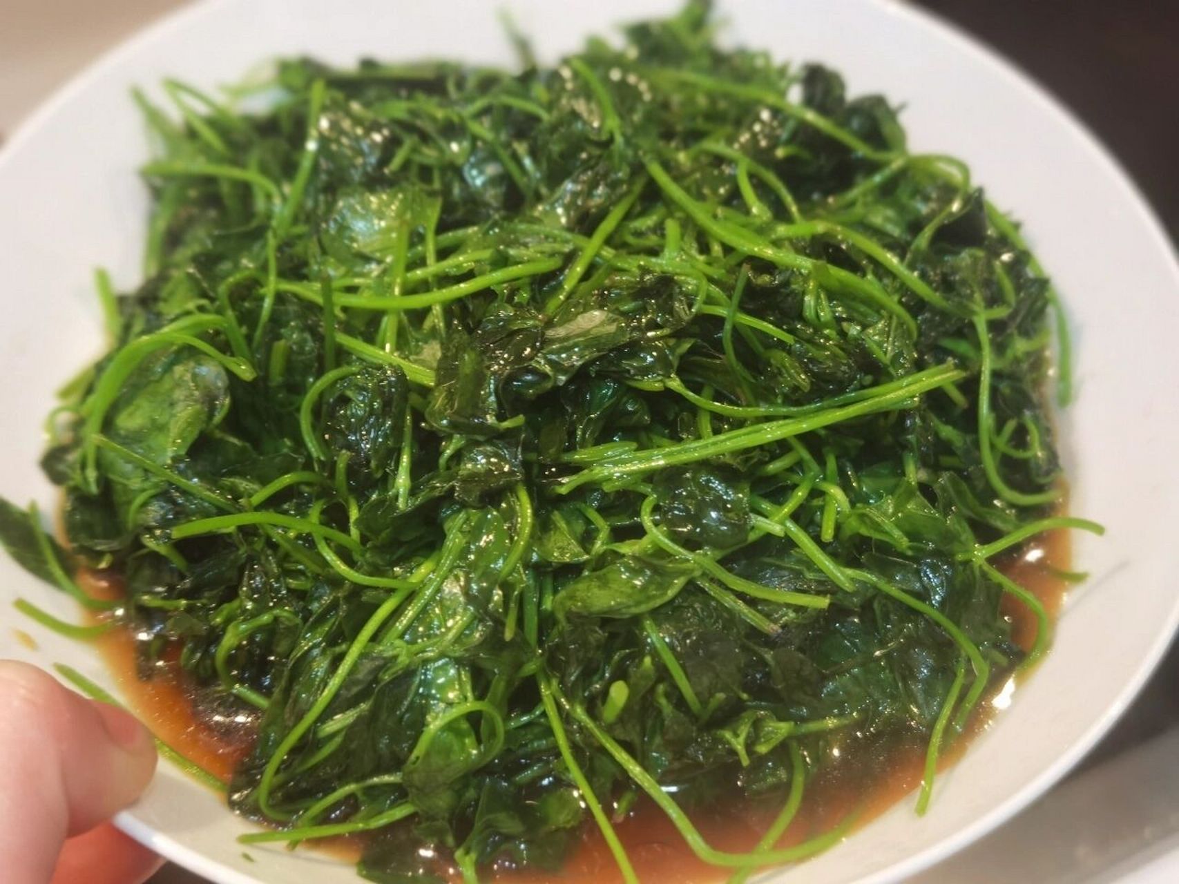 家常版酒香金花菜 金花菜这个蔬菜,在我海宁老家人是不吃的,只见过种