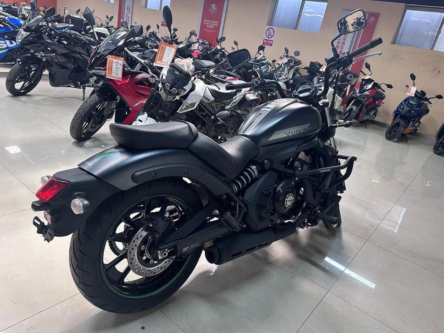 最新到店: 车型配置:2022款川崎小火神650 上牌时间:2022.9.