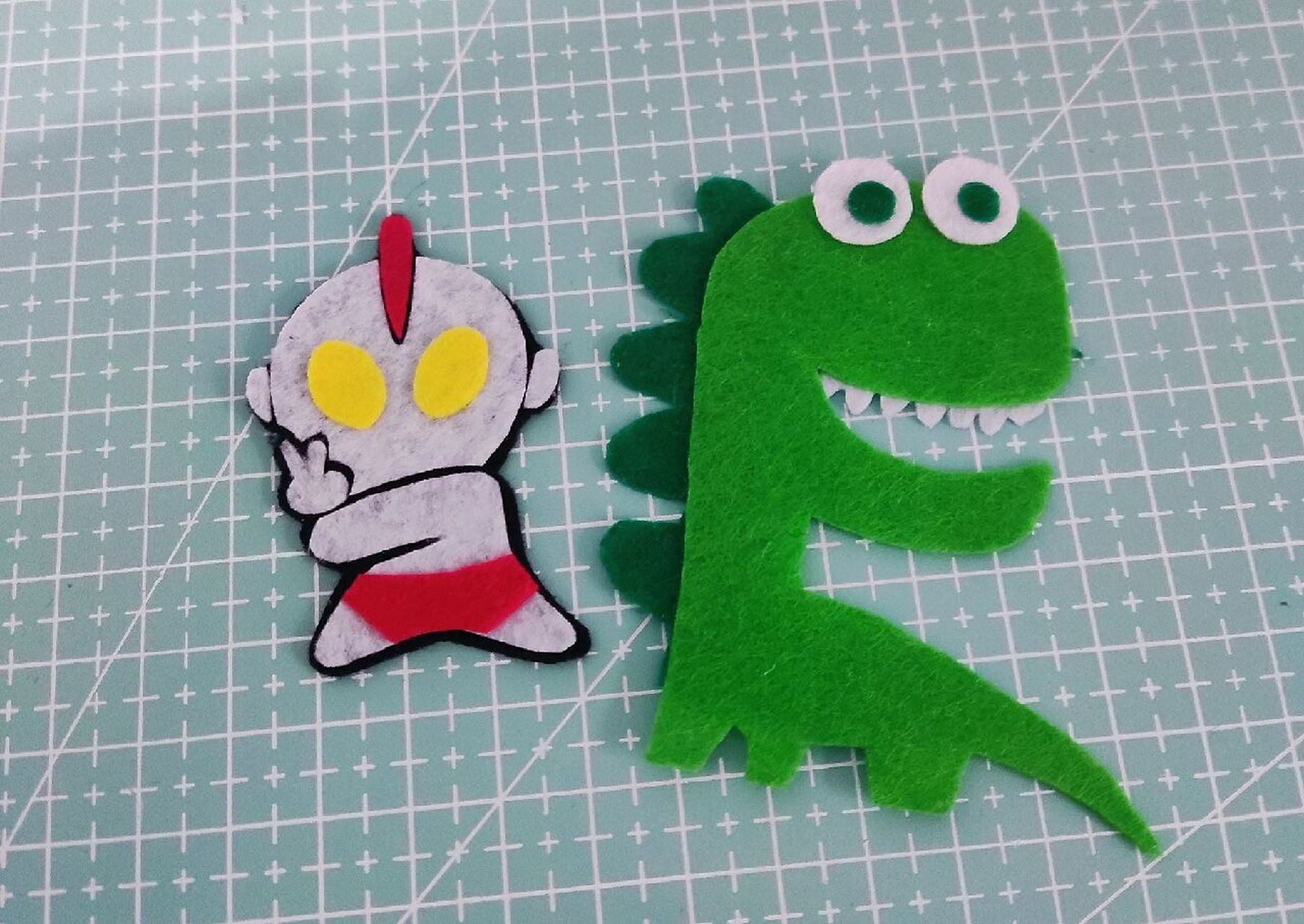 q版奥特曼90后的光  |不织布挂件 不织布挂件|q奥特曼 手工治愈生活!