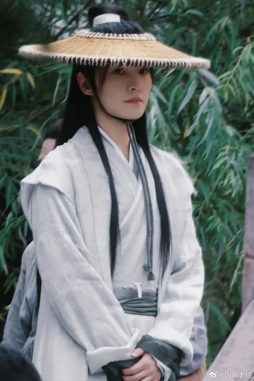 杨洋新剧《凡人修仙传》造型,似乎没那么端着了[并不简单][并不简单]