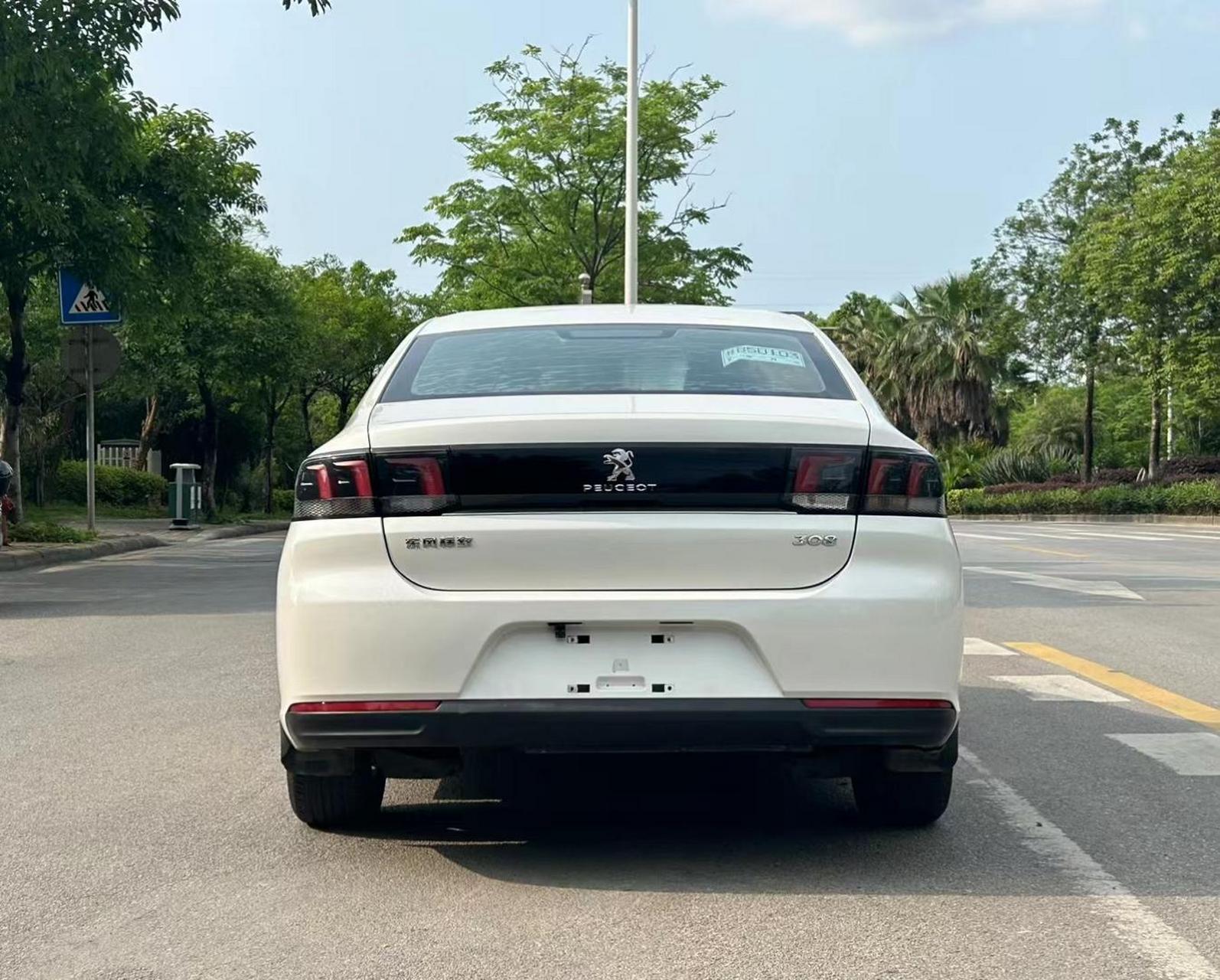 标致308. 16年12 月上牌,标致308,手动挡,1.