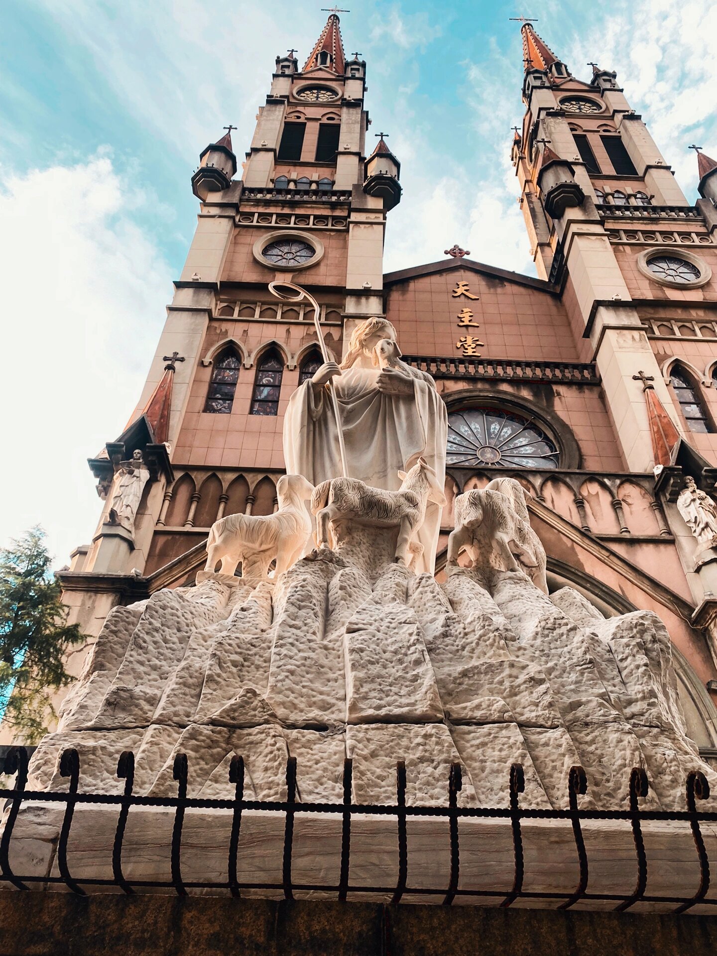 宁波药行街天主教堂 7615 偶遇才是最大的驚喜,这次出差最大收获