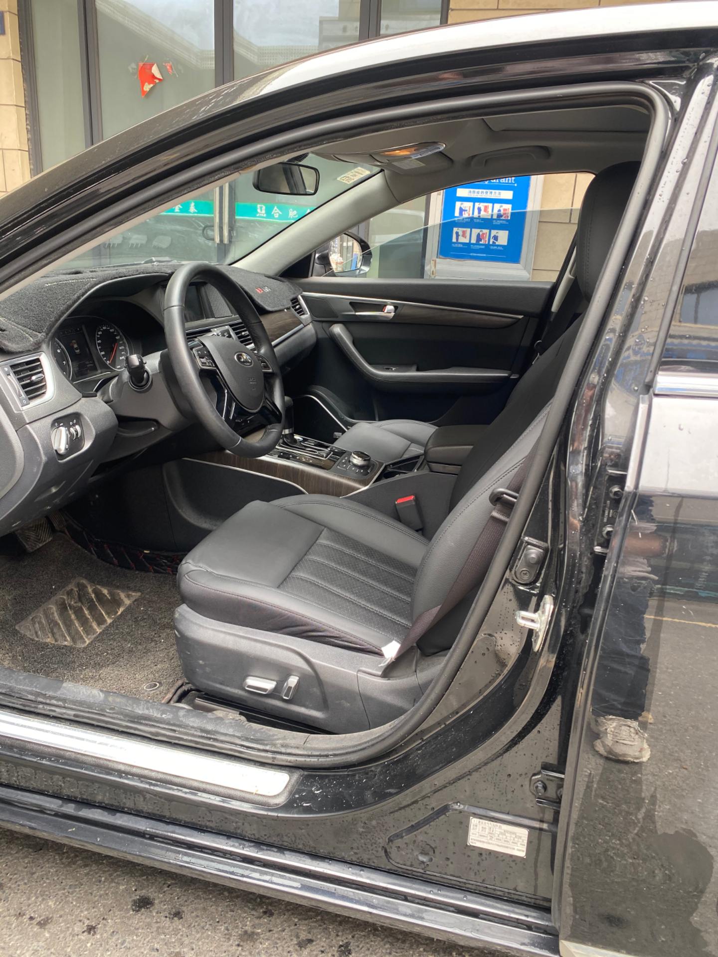 新到个人一手车19年7月上牌江淮瑞风a60自动天窗1