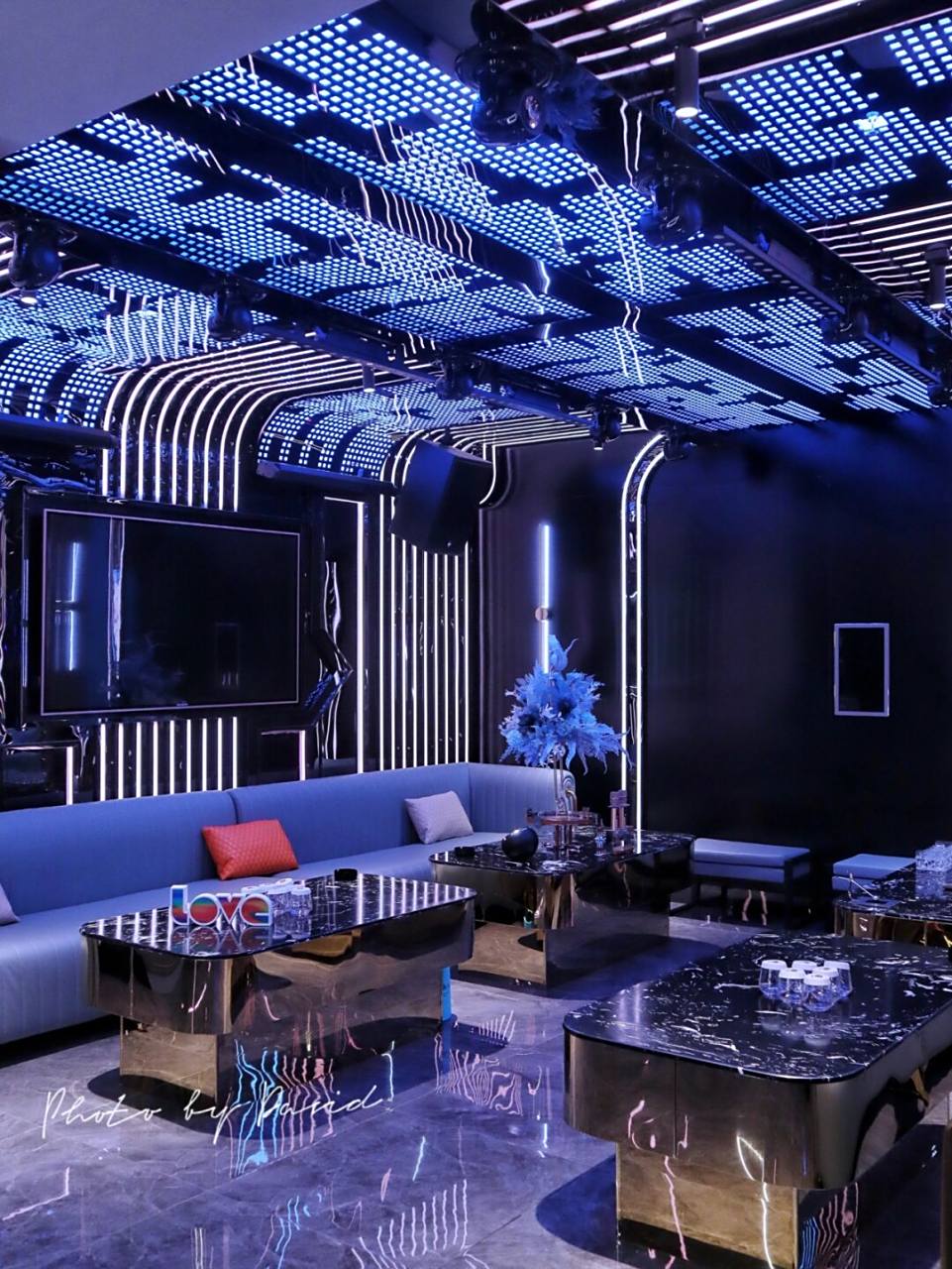 哈尔滨的ktv终于有北上广那味了! 贴心的管家式服务.音响系统满分.