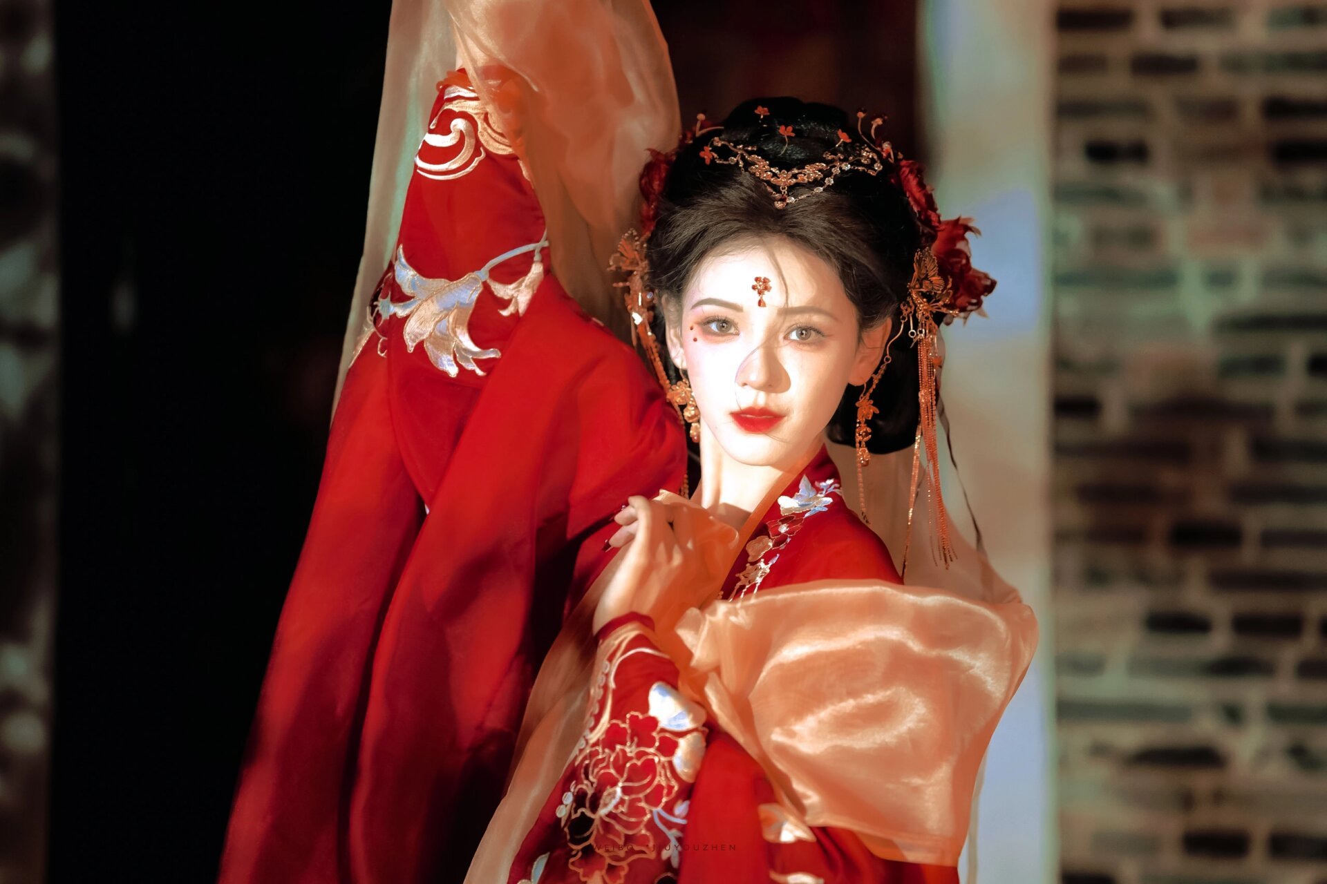 张予曦 | 红衣古装