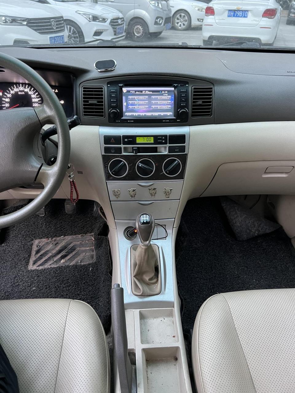 比亚迪f3r 1.5l.两厢 1.5l 舒适型 gl-i.