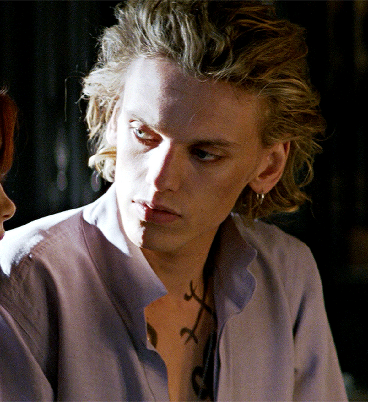 2013年电影《圣杯神器:骸骨之城》里的杰米·坎贝尔·鲍尔