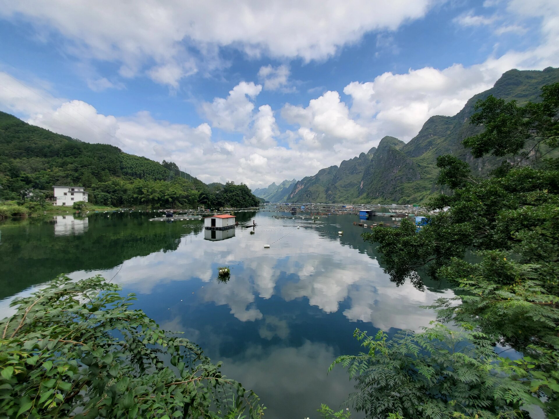广西河池巴马—大化,赐福湖,岩滩水库 第8张有点小瑞士的感觉了,只
