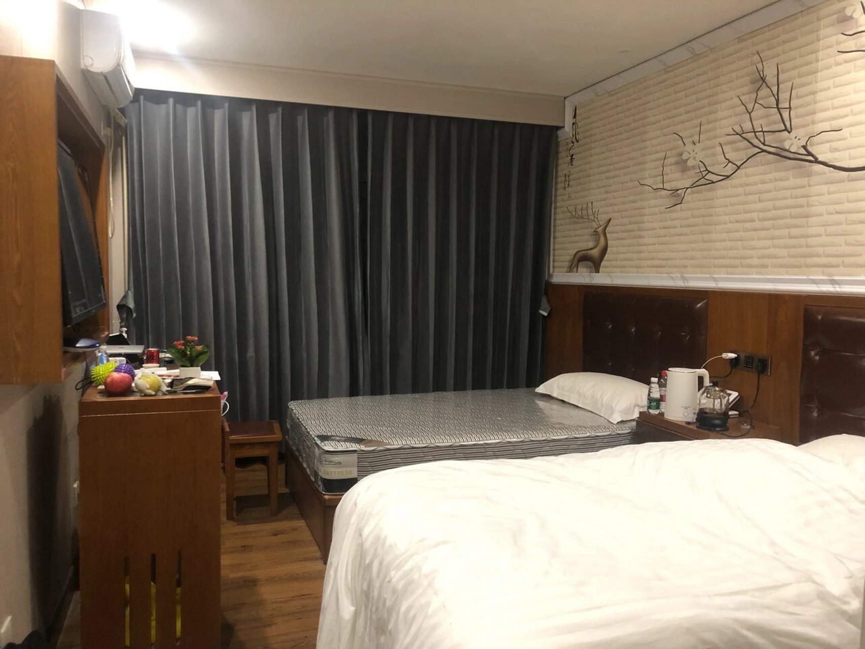 北京隔离酒店10/2021 酒店:汇睿天诚 价格是400/天 伙食100/天 核酸