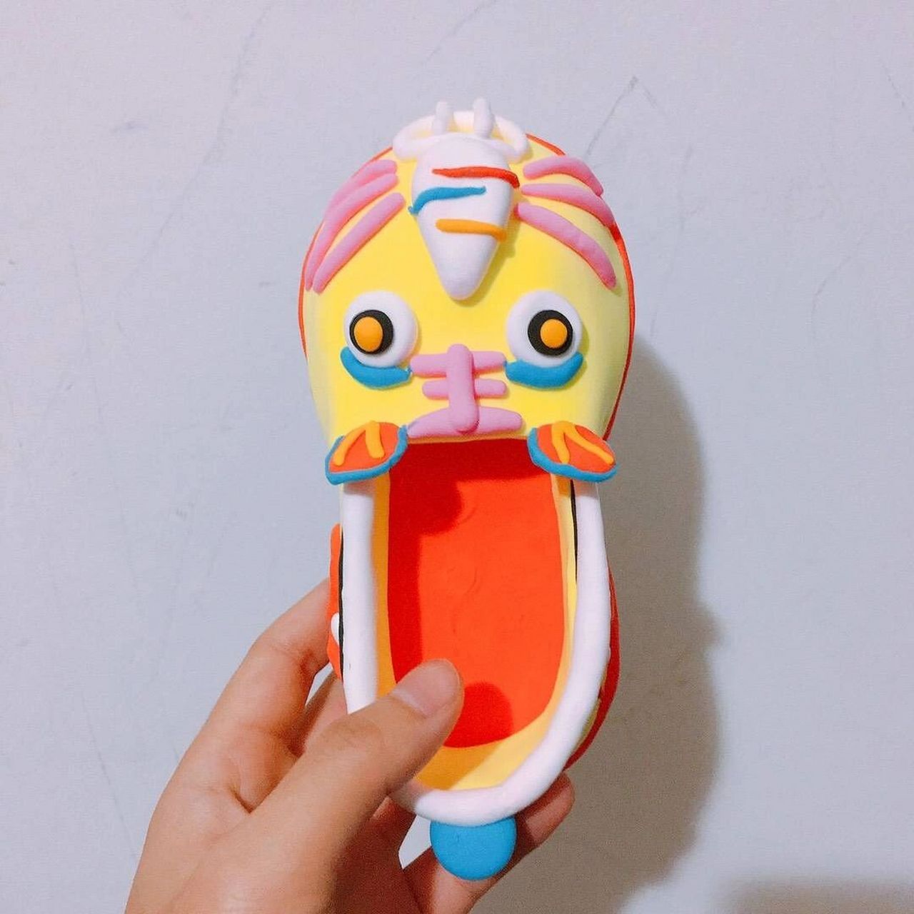 小时候的中国传统文化——粘土虎头鞋手工