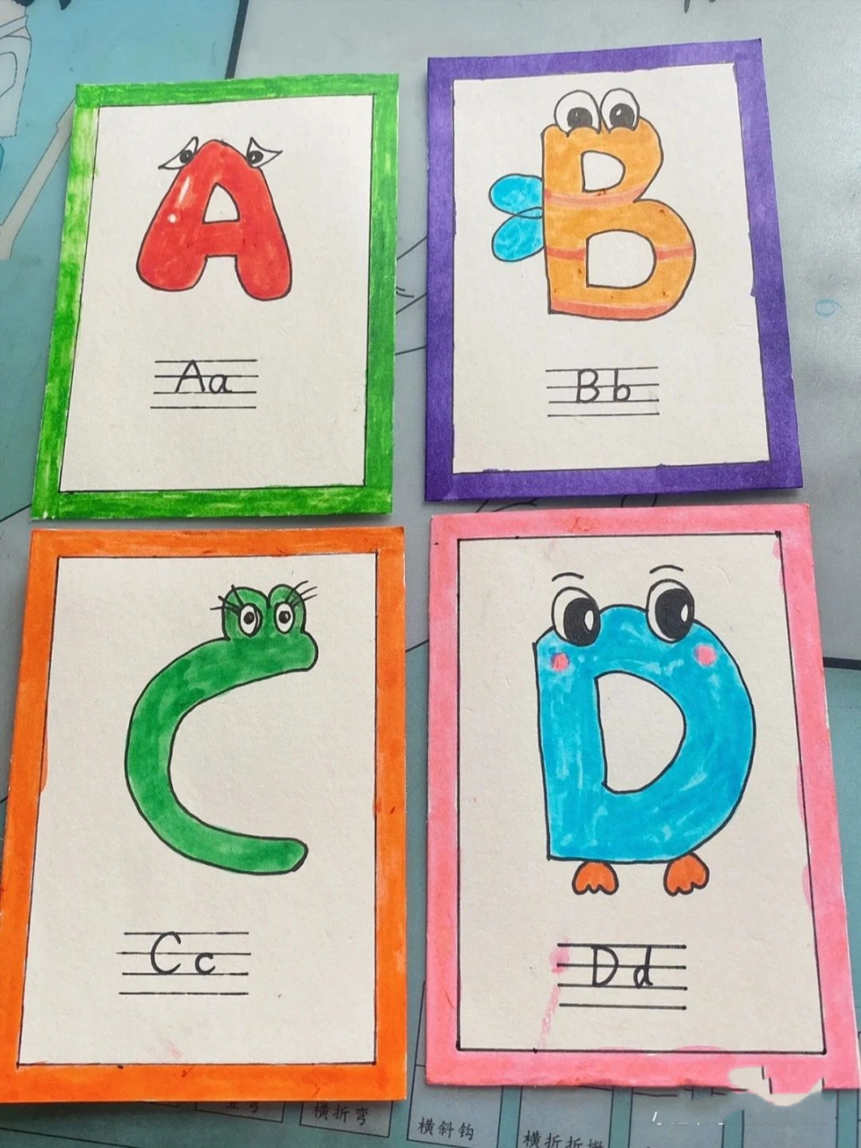 三年级必做的英文字母卡片的制作模板哦 三年级必做的英文字母卡片的