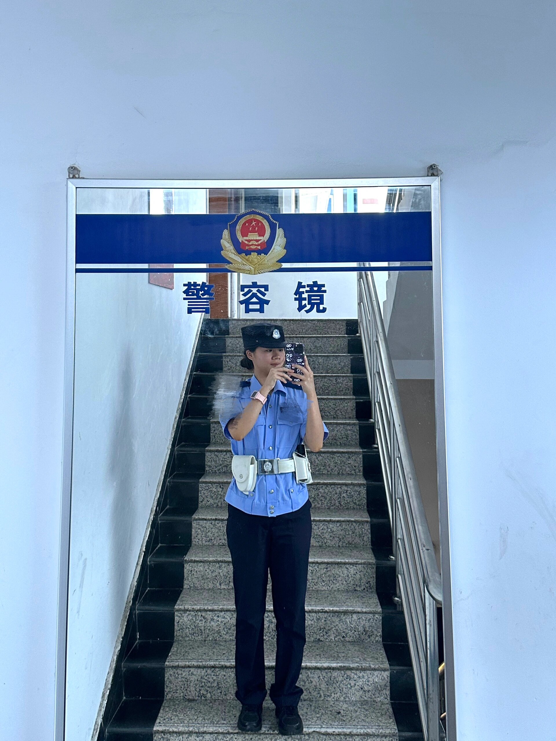 夏执勤服酷吗