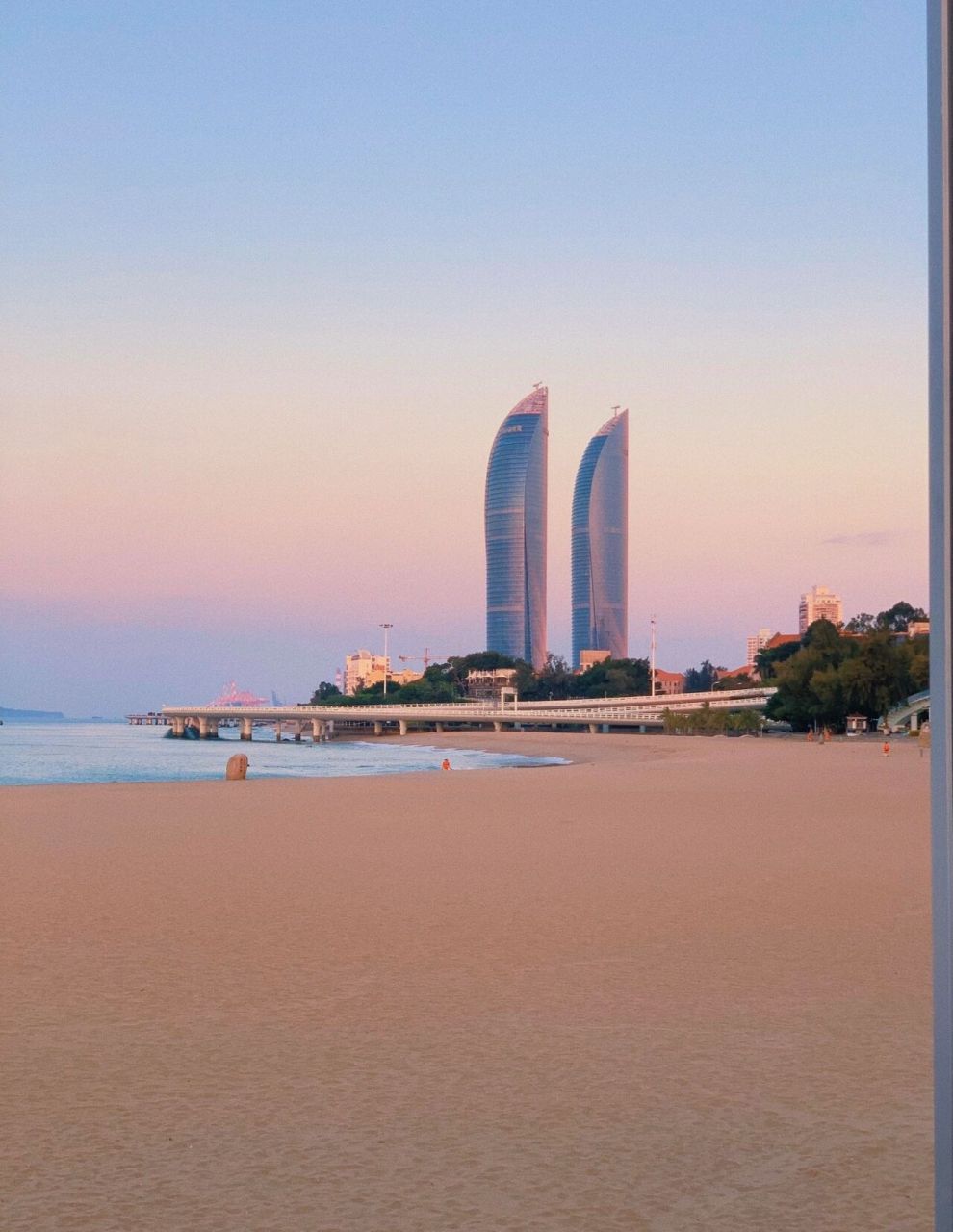 9215 早上六七点白城沙滩大家一定要去!