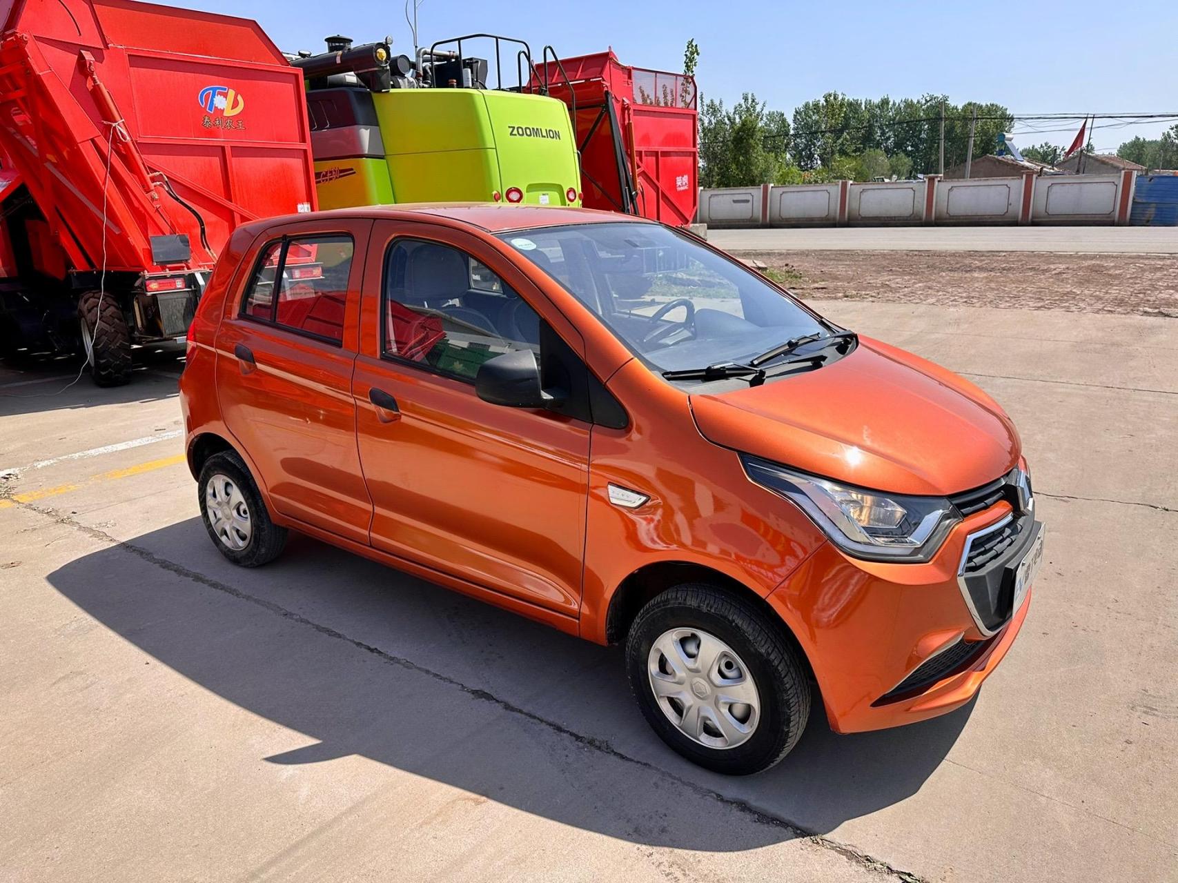 雷丁电动汽车电动四轮车老年代步车二手电动.