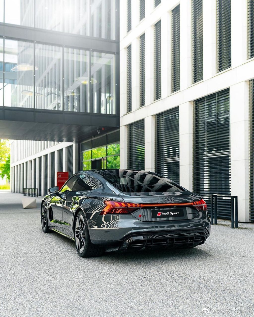 2021 奥迪rs e-tron gt edition one(首发特别版),如果10分满分,这