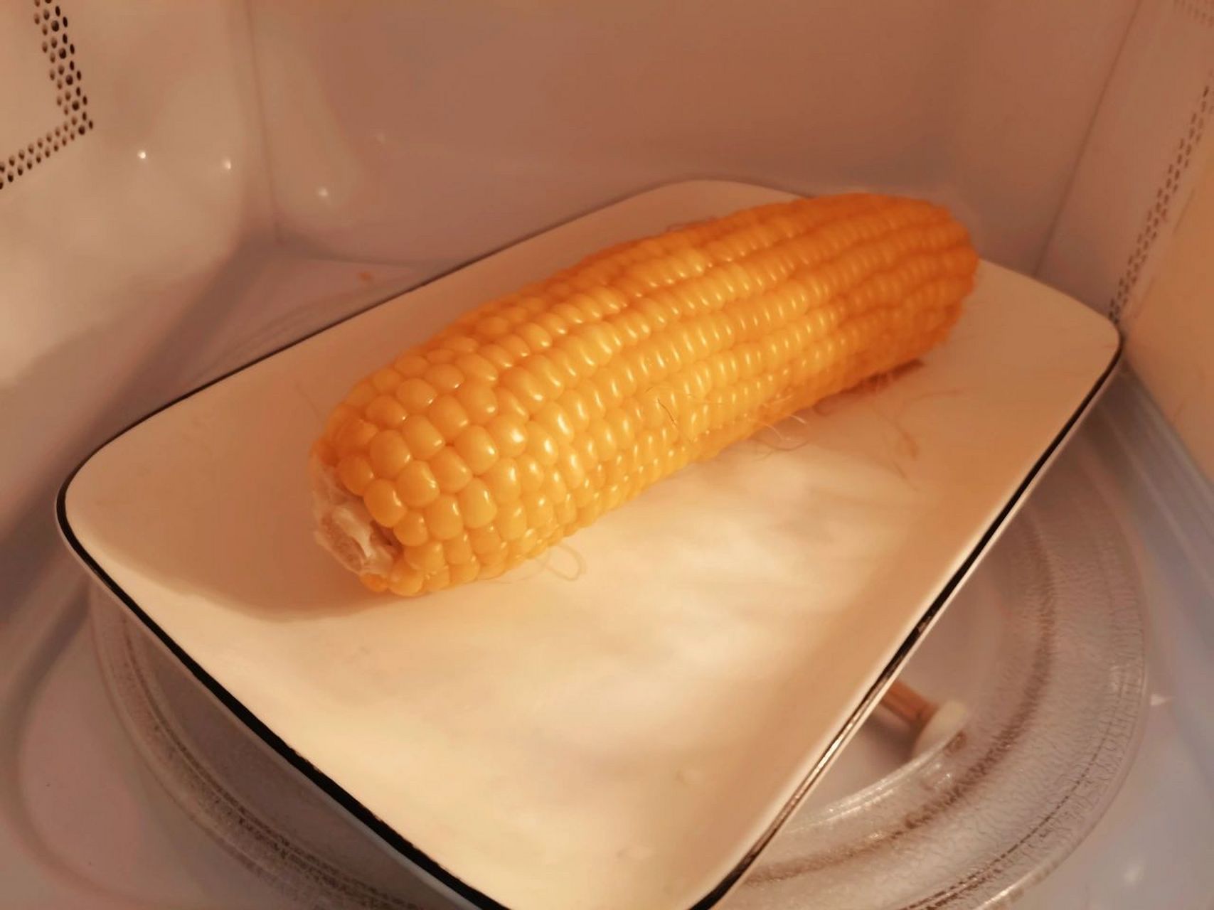 微波炉玉米(懒人的福音)!