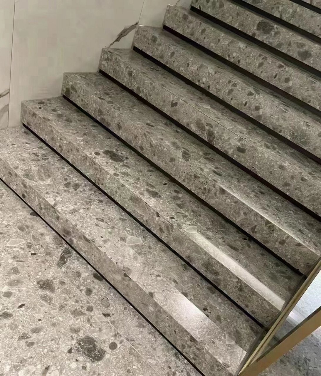 水磨石楼梯踏步
