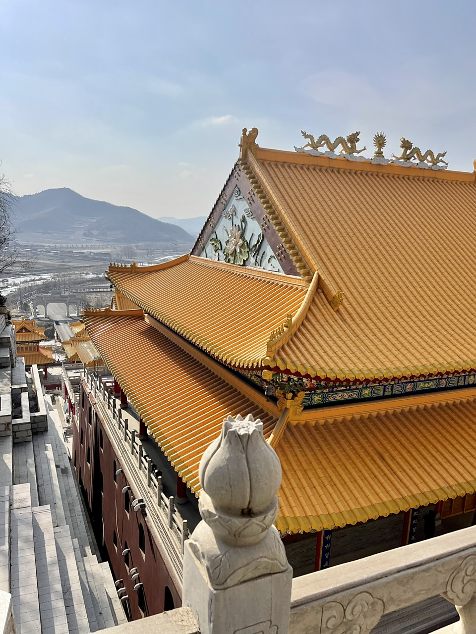 辽阳县下达河龙峰山风景区 天气好7815偶然发现龙峰寺就去了 美团