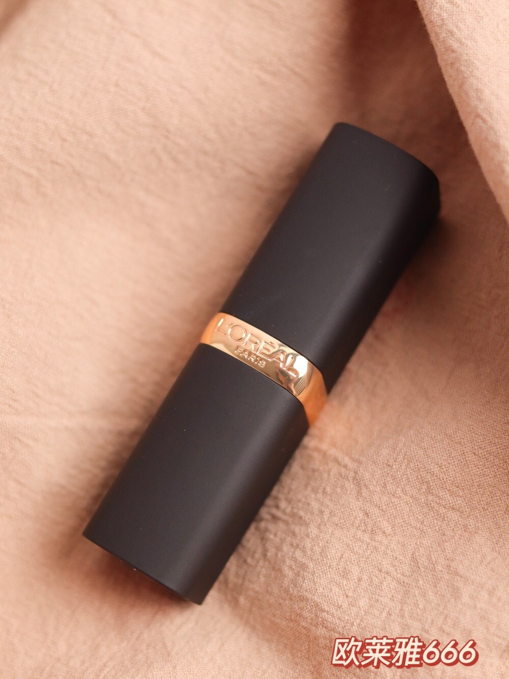 取唇膏(曲春雨武大靖恋情) 取唇膏(曲春雨武大靖恋情)