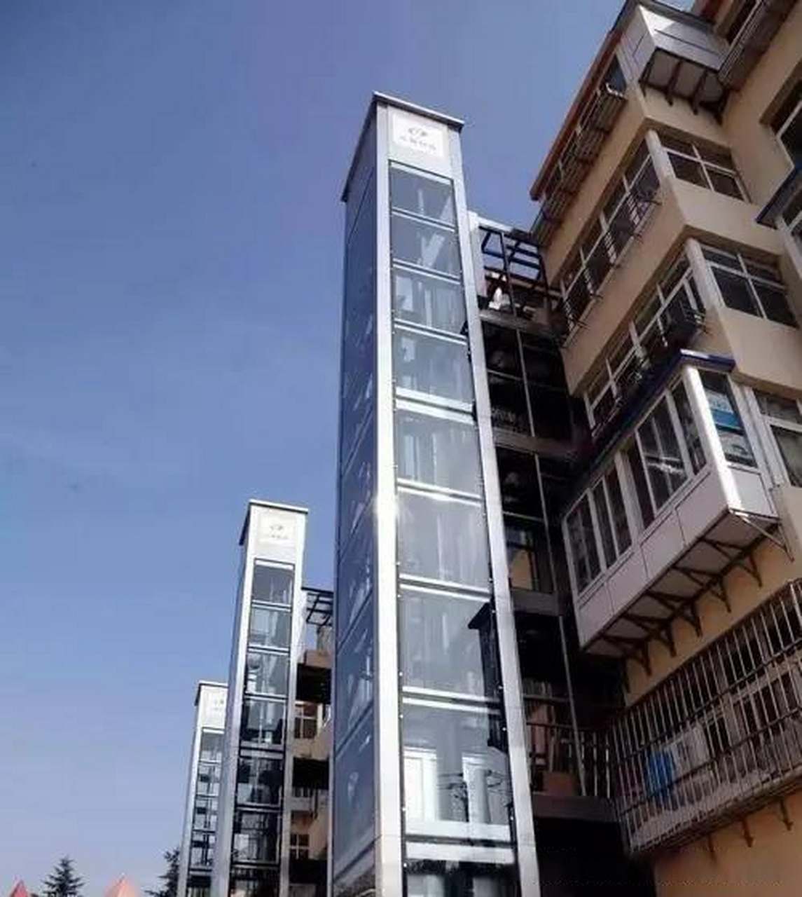 旧房加装电梯,现在出现一个新的现象.